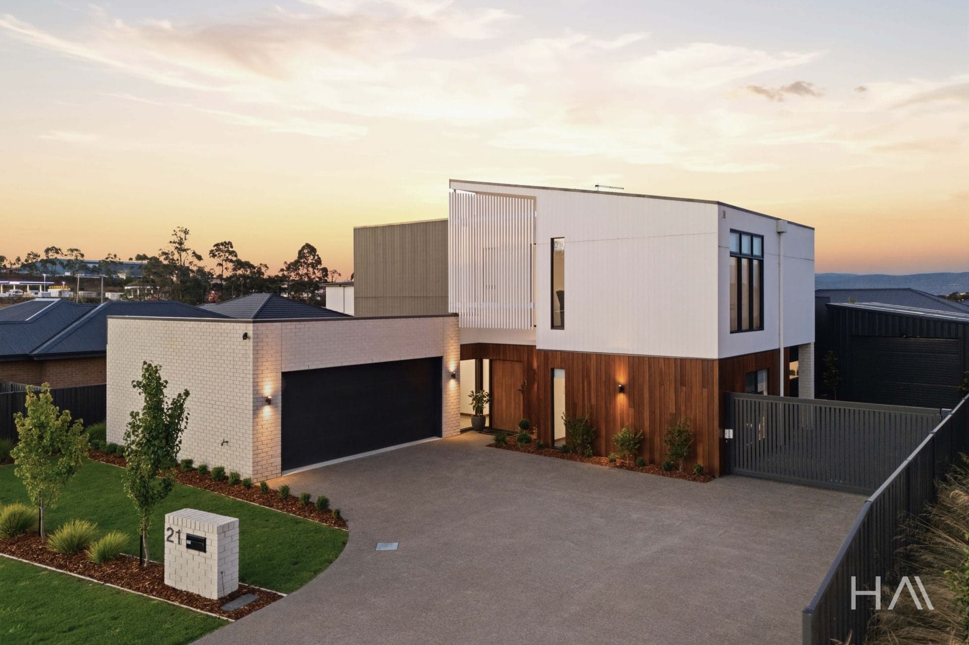 21 Fortune Drive Youngtown, Youngtown - Image 1