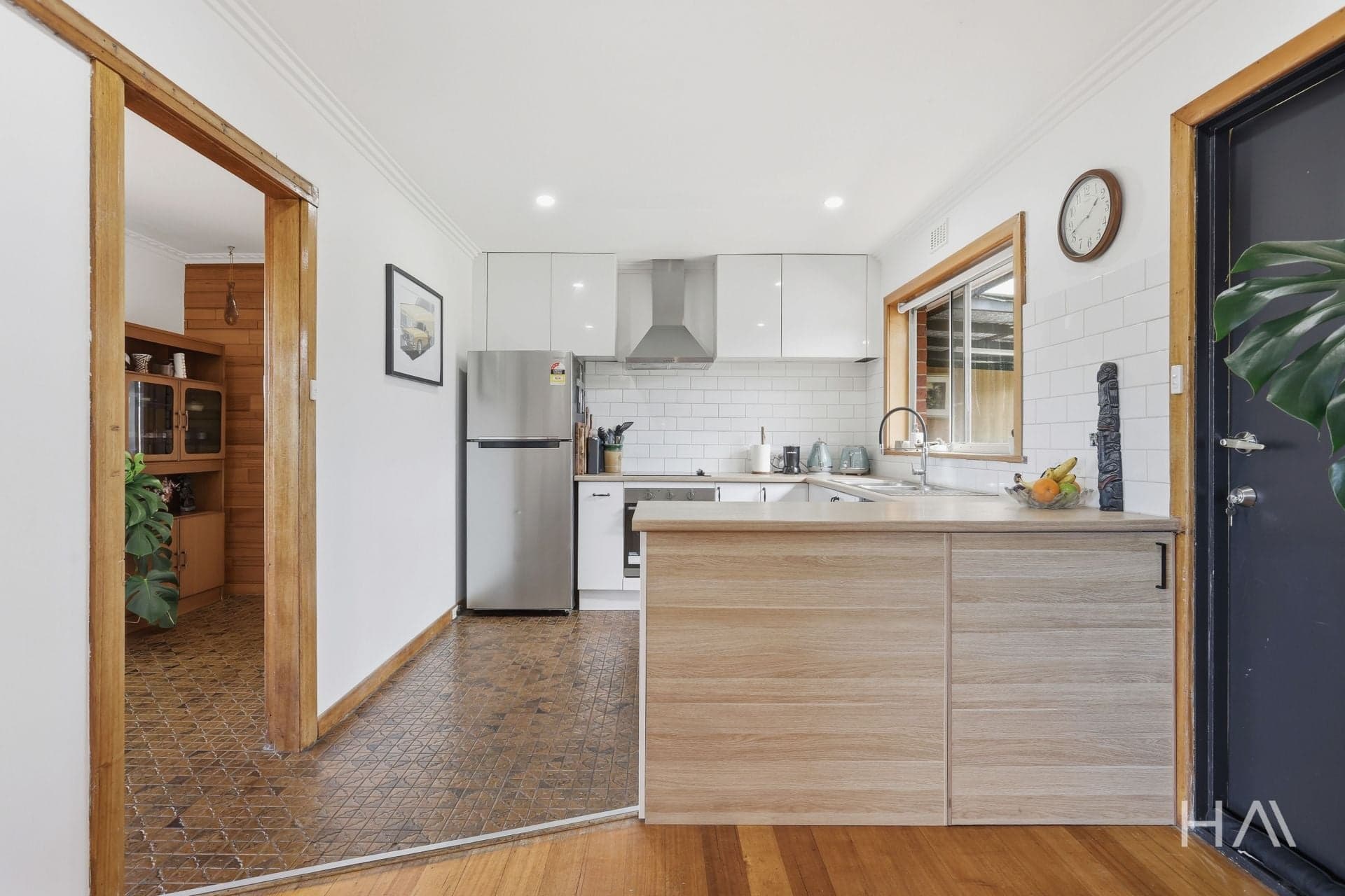 31 Paringa Avenue Newnham, Mayfield - Thumbnail 3