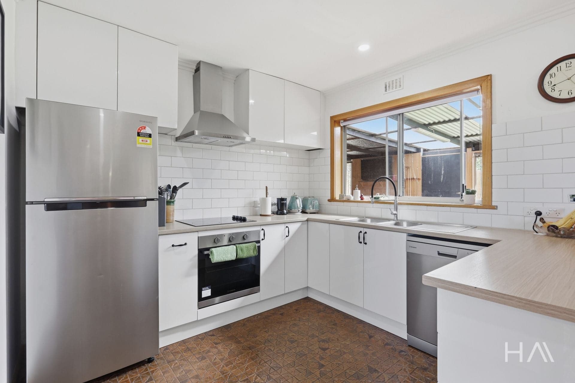 31 Paringa Avenue Newnham, Mayfield - Thumbnail 4