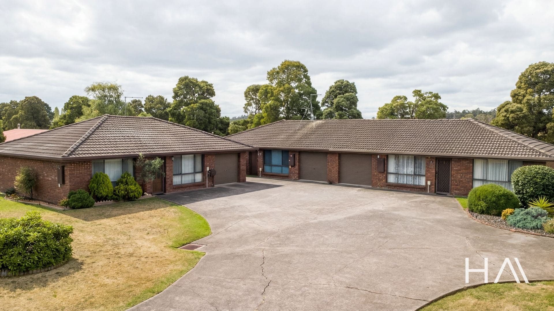 3/10 Pitcher Parade Prospect Vale, Prospect Vale - Image 1