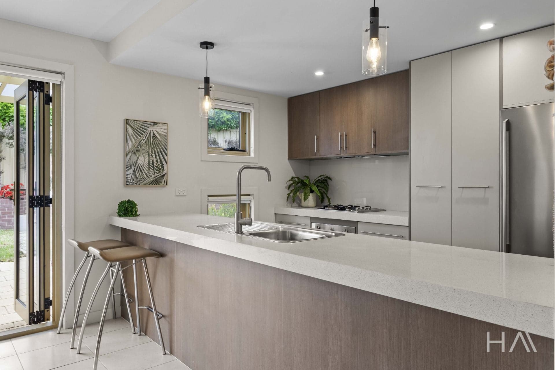 3/28 Landsborough Avenue Newstead, Newstead - Thumbnail 3