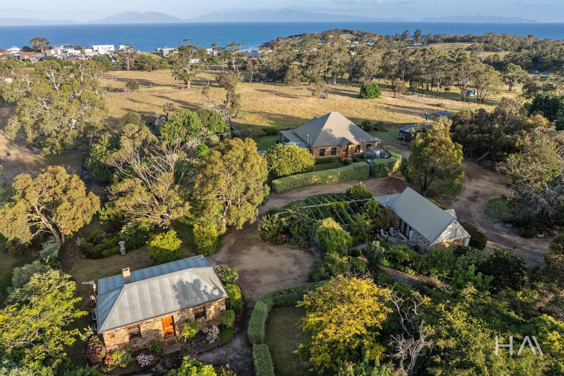 13182 Tasman Highway Swansea, Swansea - Thumbnail 2