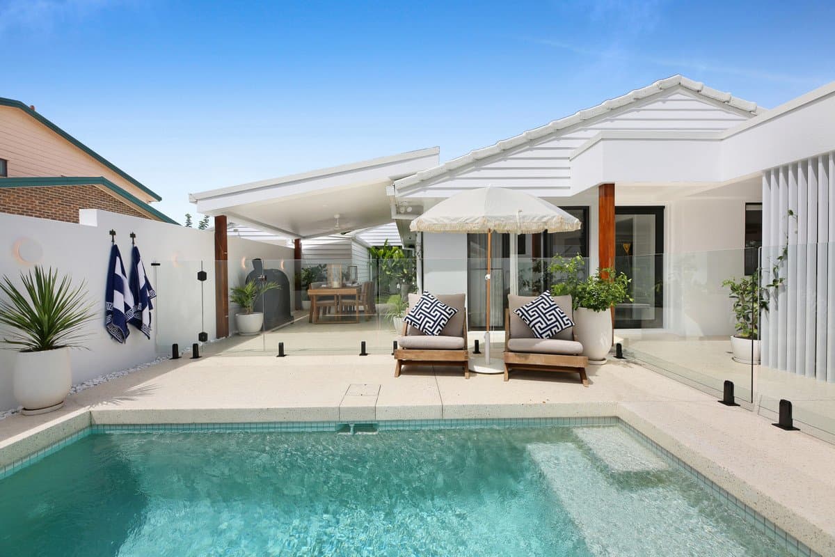 1/104 Christine Avenue, Burleigh Waters QLD 4220, Burleigh Waters - Image 1