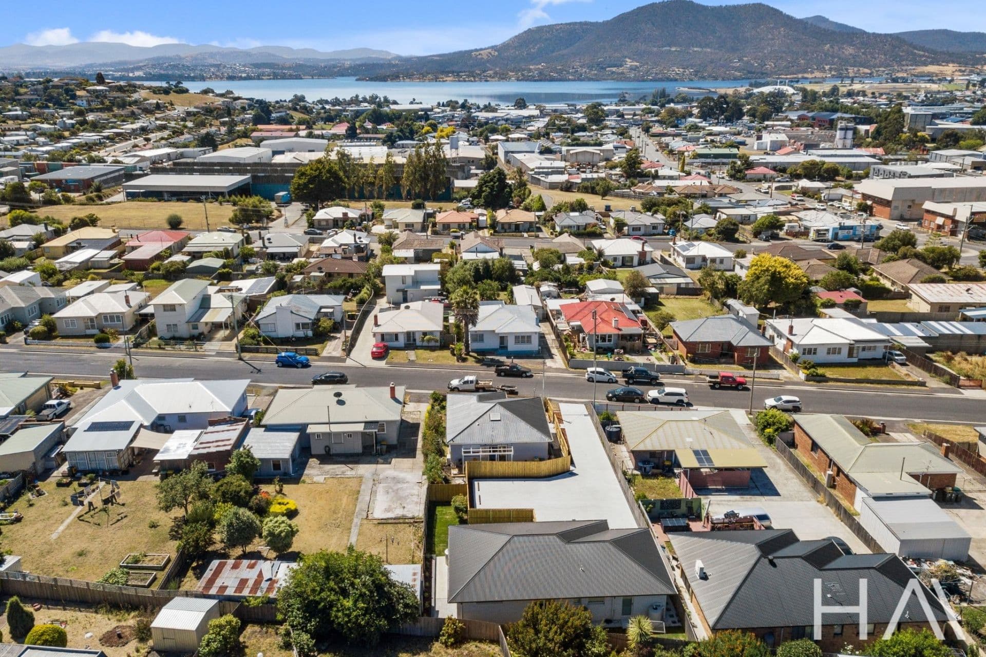 2/8 Kenbrae Avenue Glenorchy, Glenorchy - Image 1