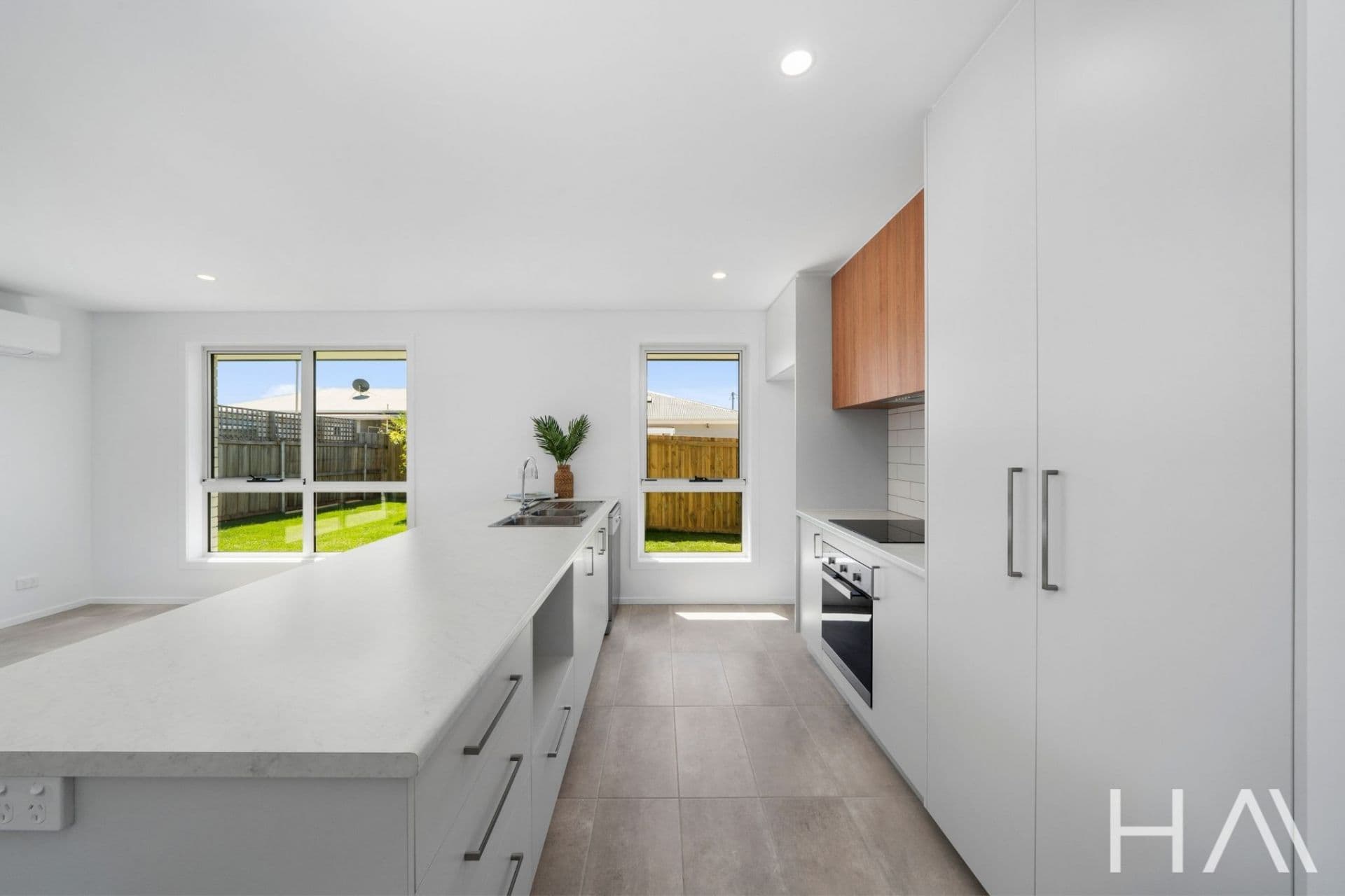 2/8 Kenbrae Avenue Glenorchy, Glenorchy - Thumbnail 7