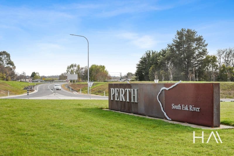 2-7/6 Oakmount Street Perth, Perth - Thumbnail 4