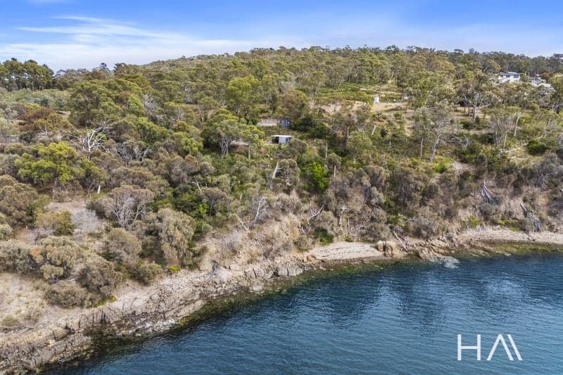 9 Tern Circle Primrose Sands, Primrose Sands - Image 1