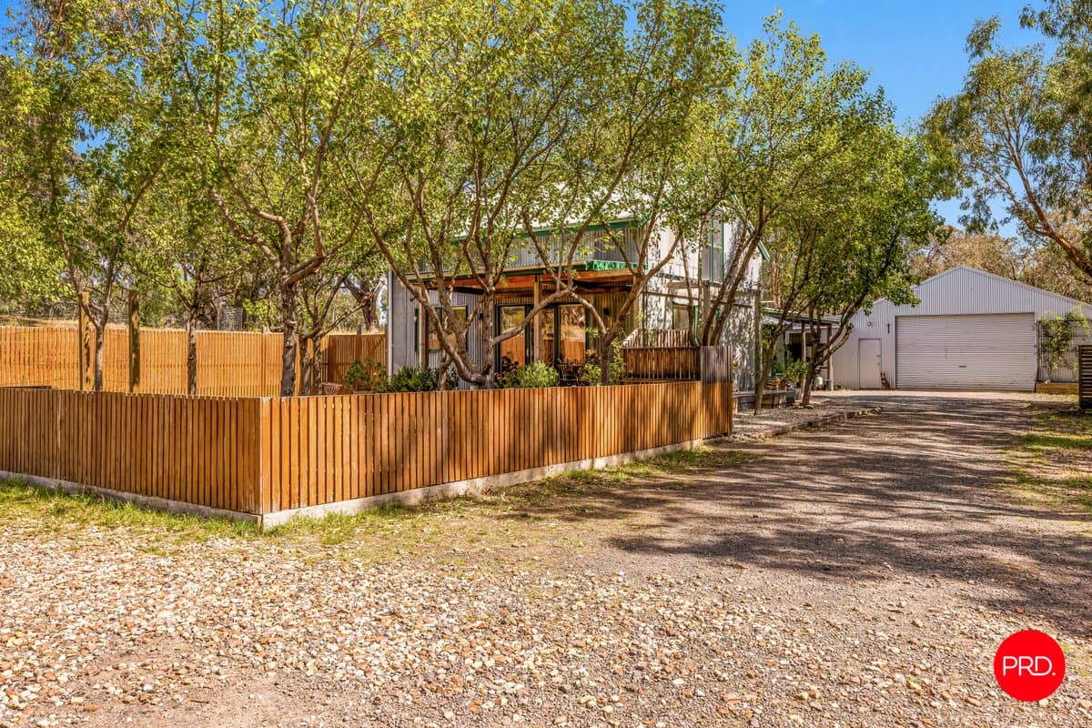 5988 Midland Highway, MOUNT FRANKLIN VIC 3461, Mount Franklin - Thumbnail 2