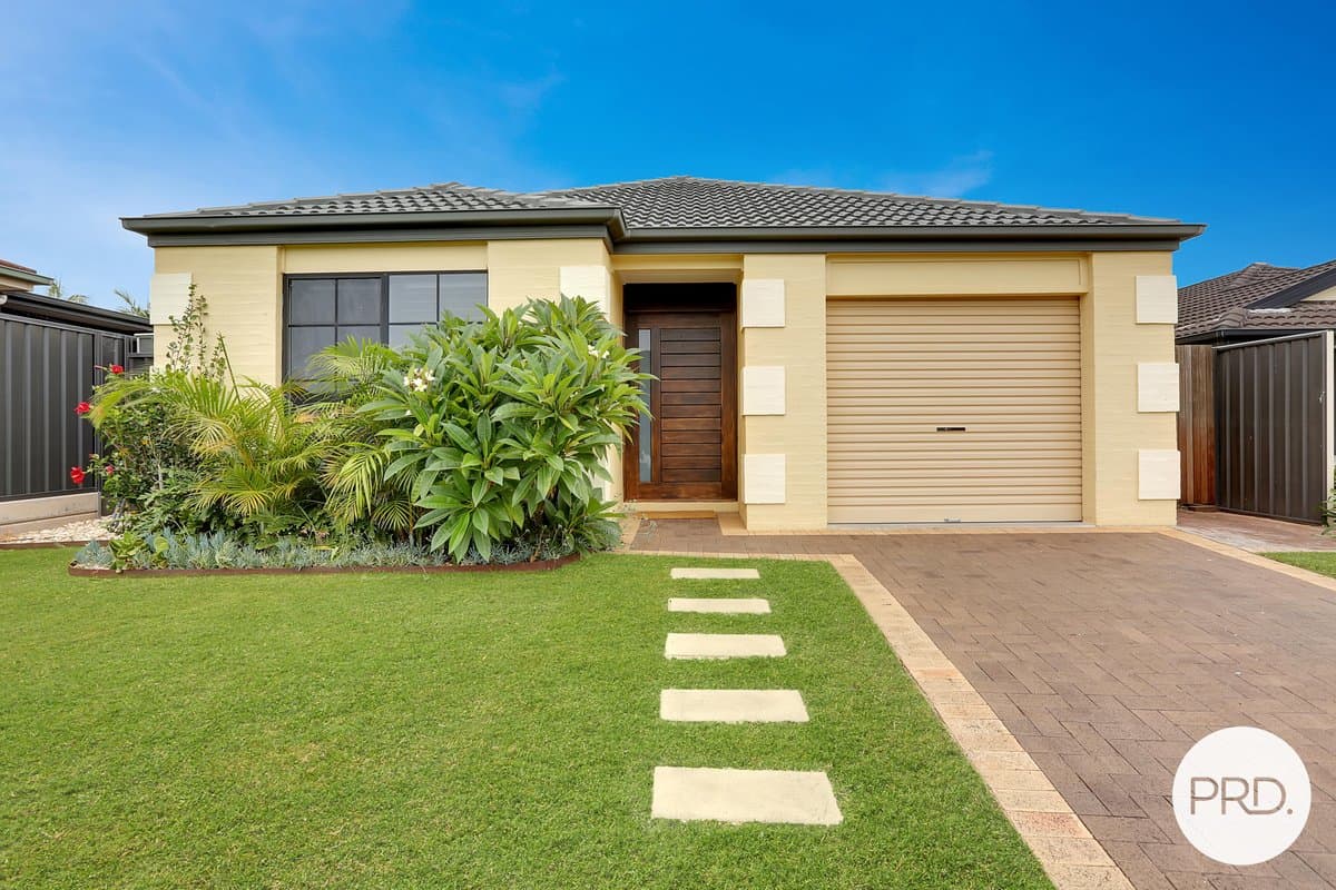 27 Grey Street, ALBION PARK NSW 2527, Albion Park - Image 1