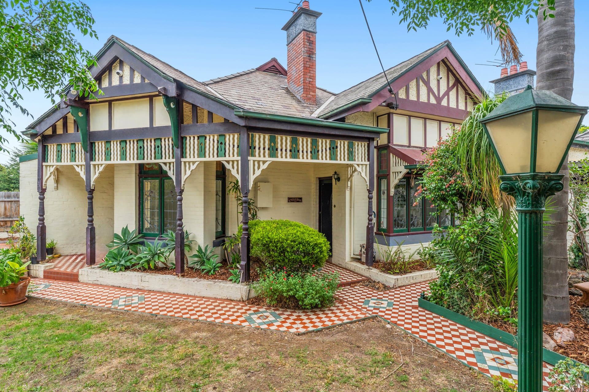 2/56 Brewster Street, Essendon - Image 1