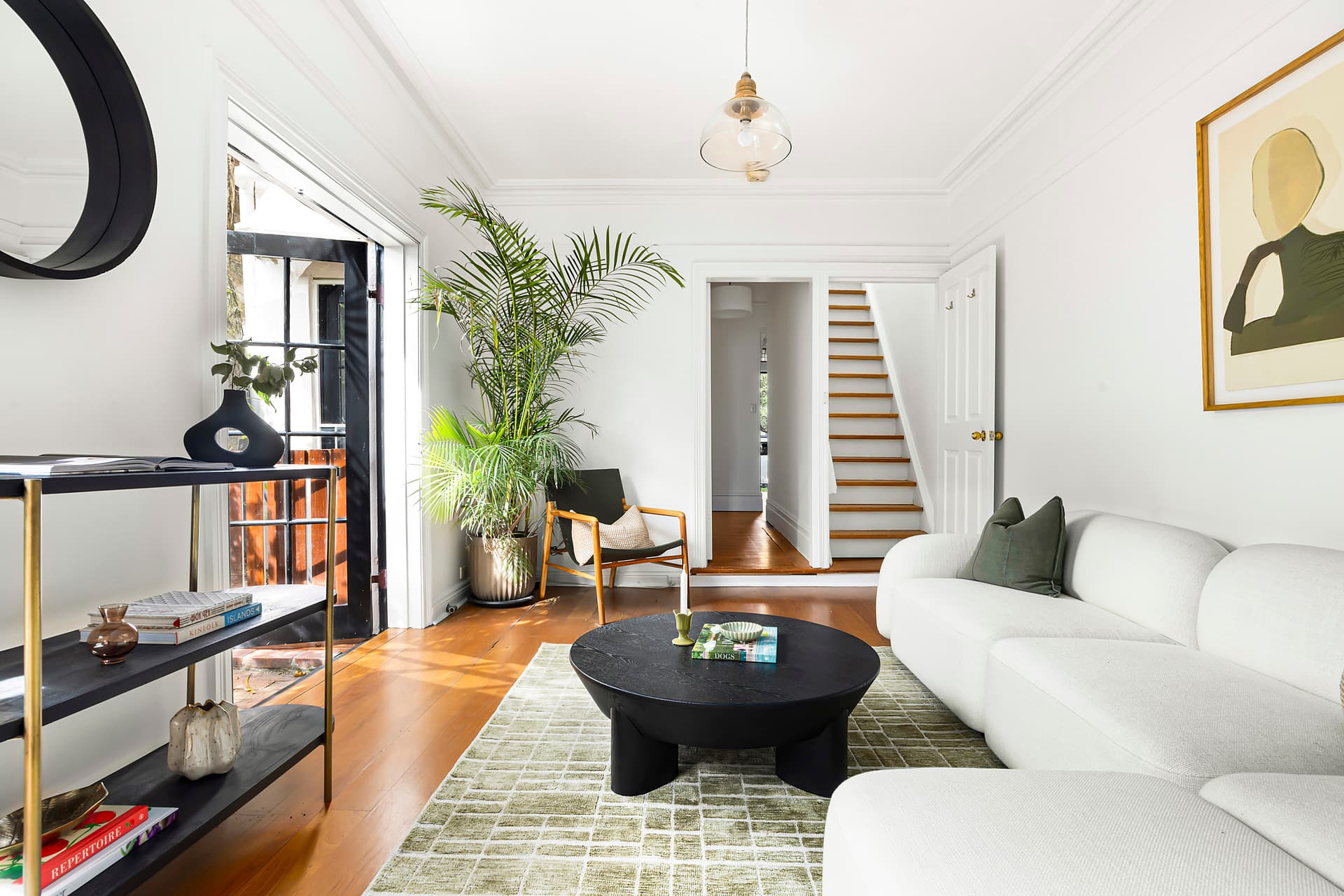 33 Ruthven Street, Bondi Junction - Image 1