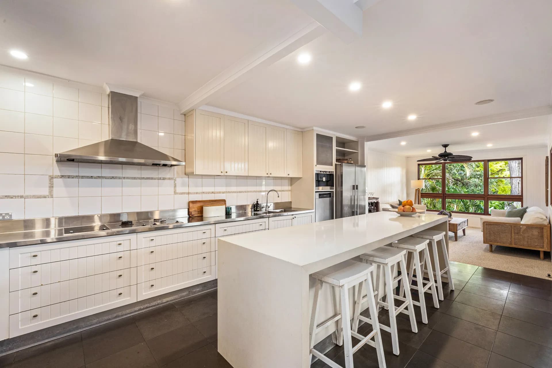 35 Irrubel Road, Newport - Thumbnail 4
