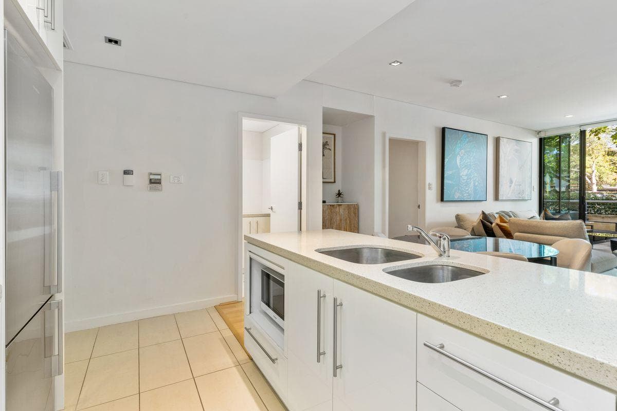 W4 / 70 Canning Beach Road, APPLECROSS WA 6153, Applecross - Thumbnail 2