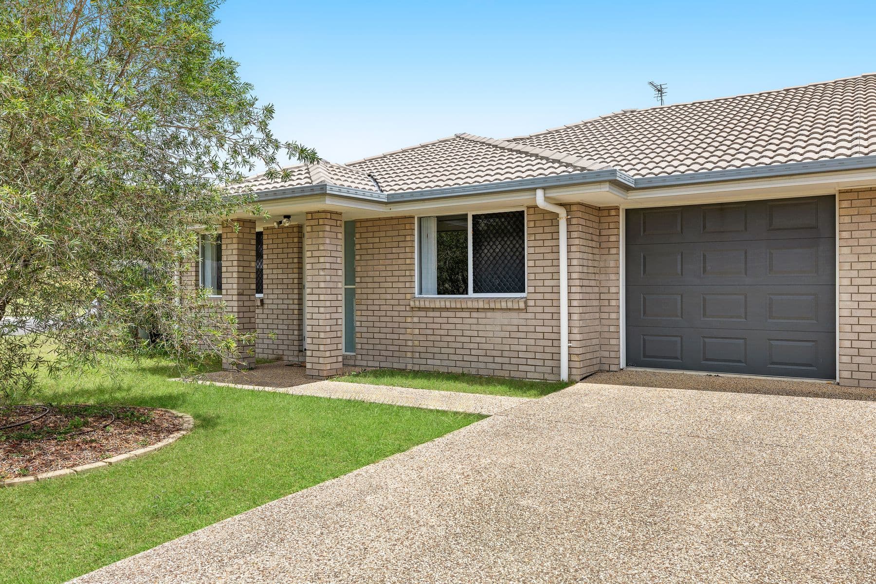 2/3 Rose Bud Court, Warwick - Thumbnail 5