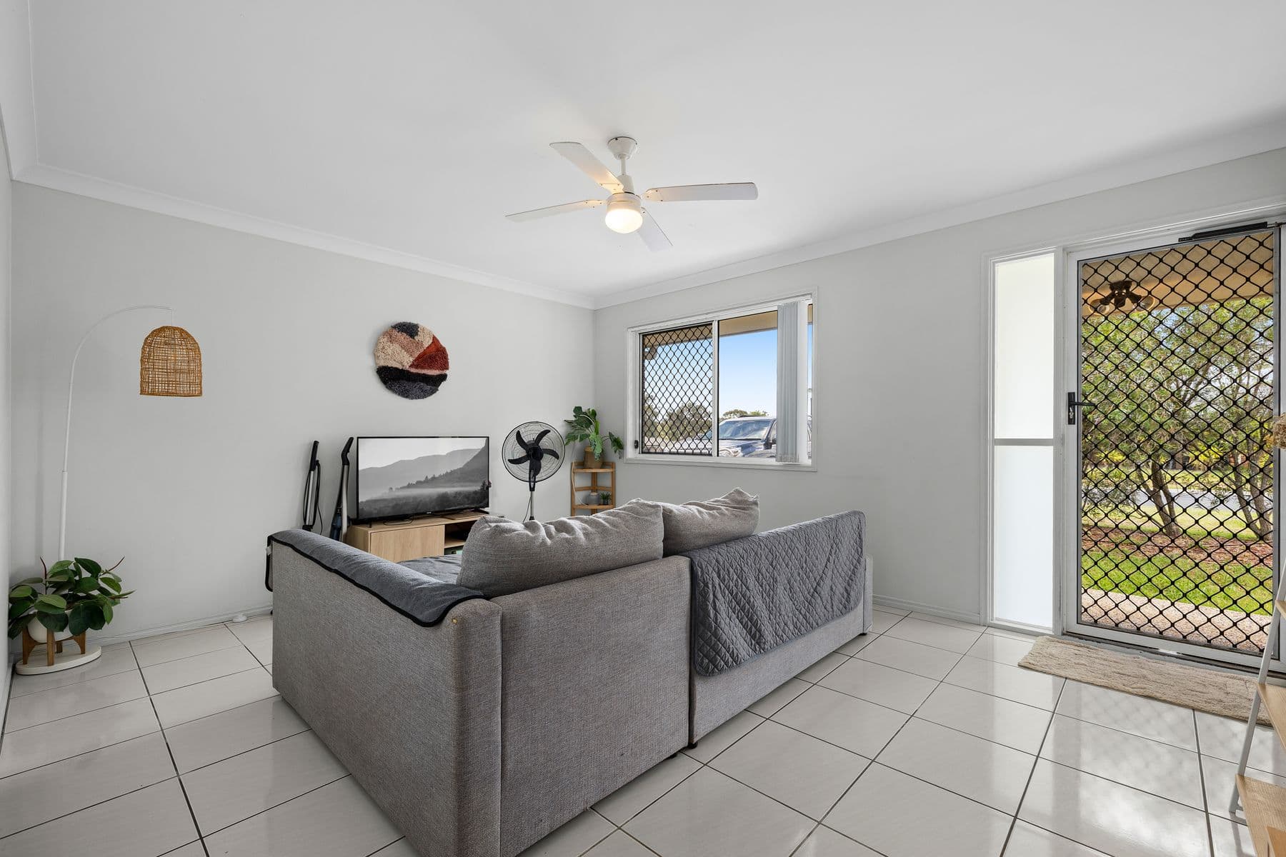 2/3 Rose Bud Court, Warwick - Thumbnail 6