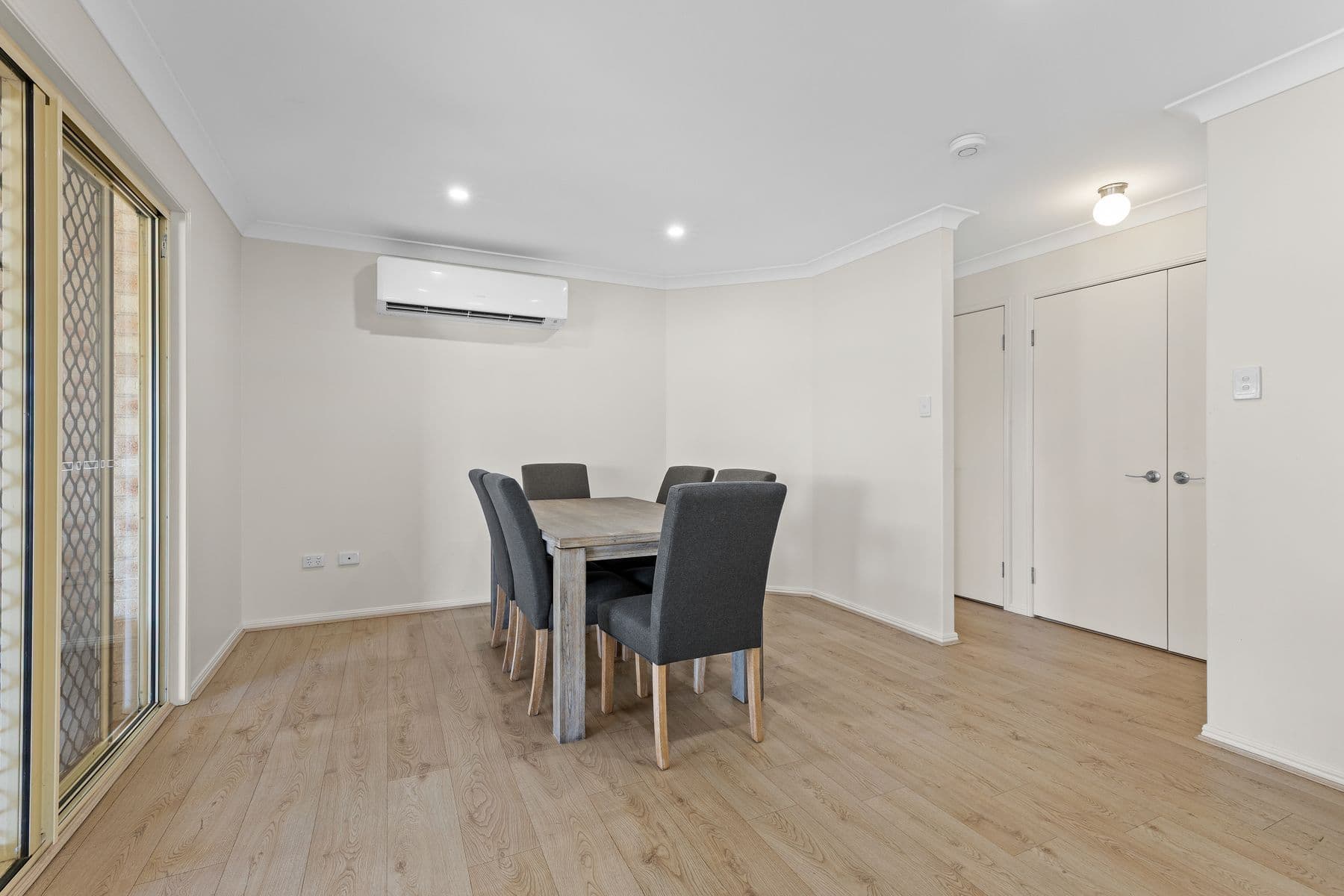 8 Rose Vale Court, Warwick - Thumbnail 8