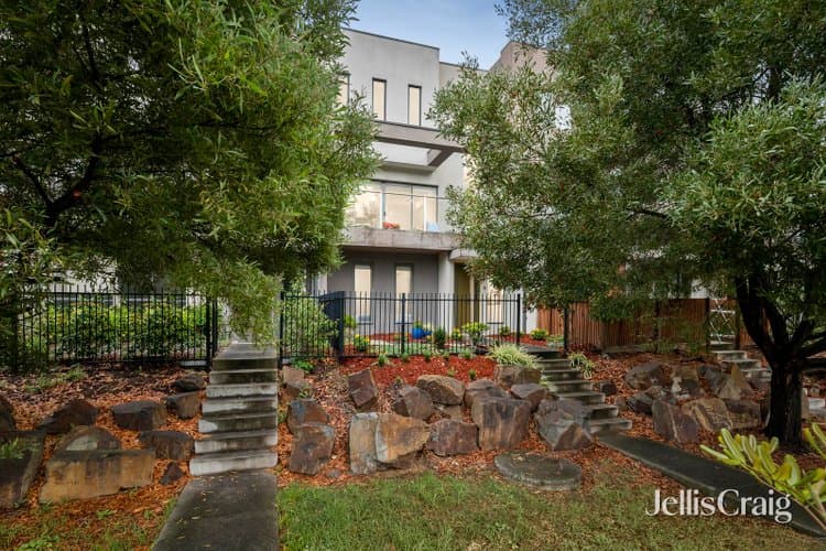 6 English Close, Mooroolbark, Mooroolbark - Image 1