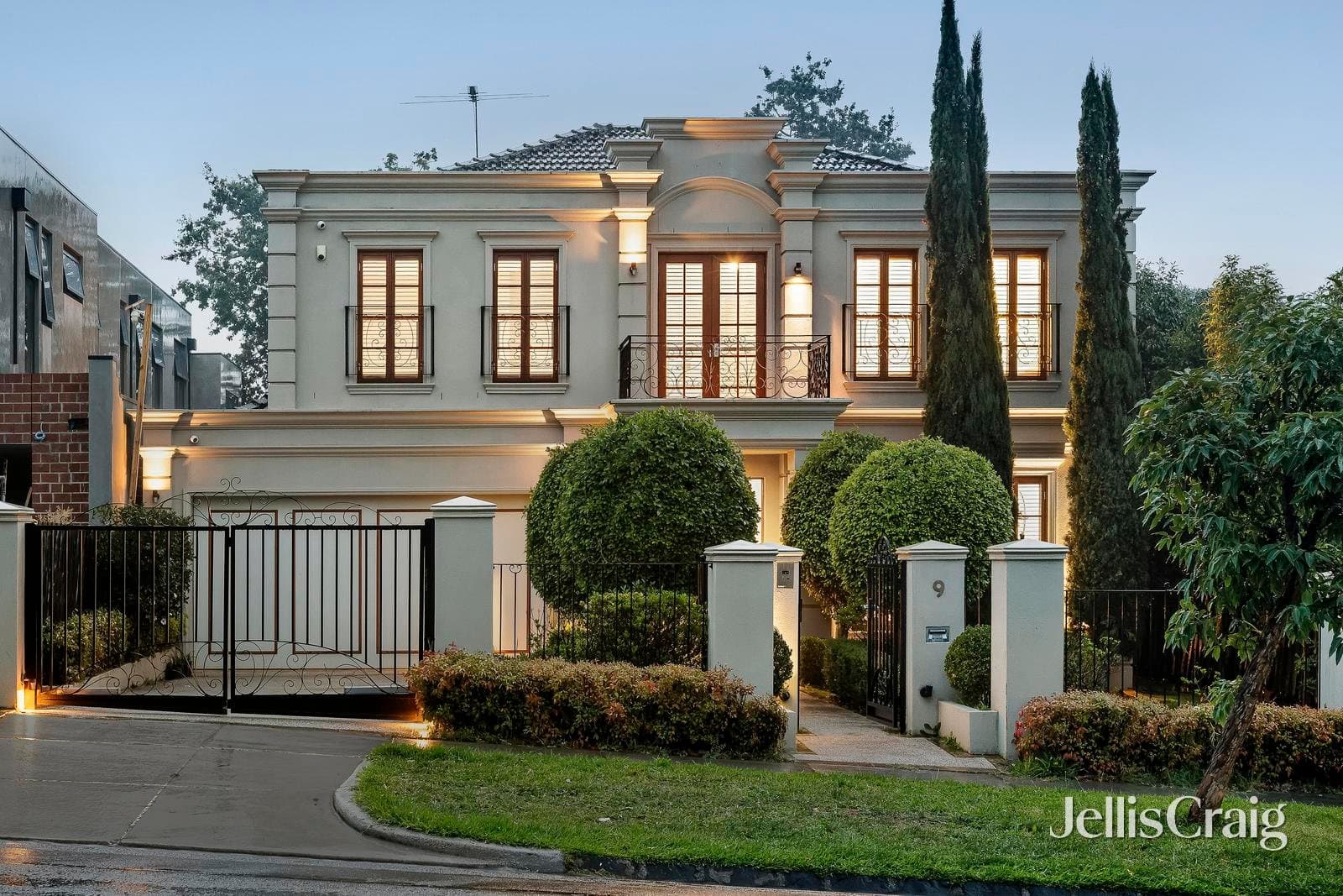 9 May Street, Deepdene, Deepdene - Thumbnail 2