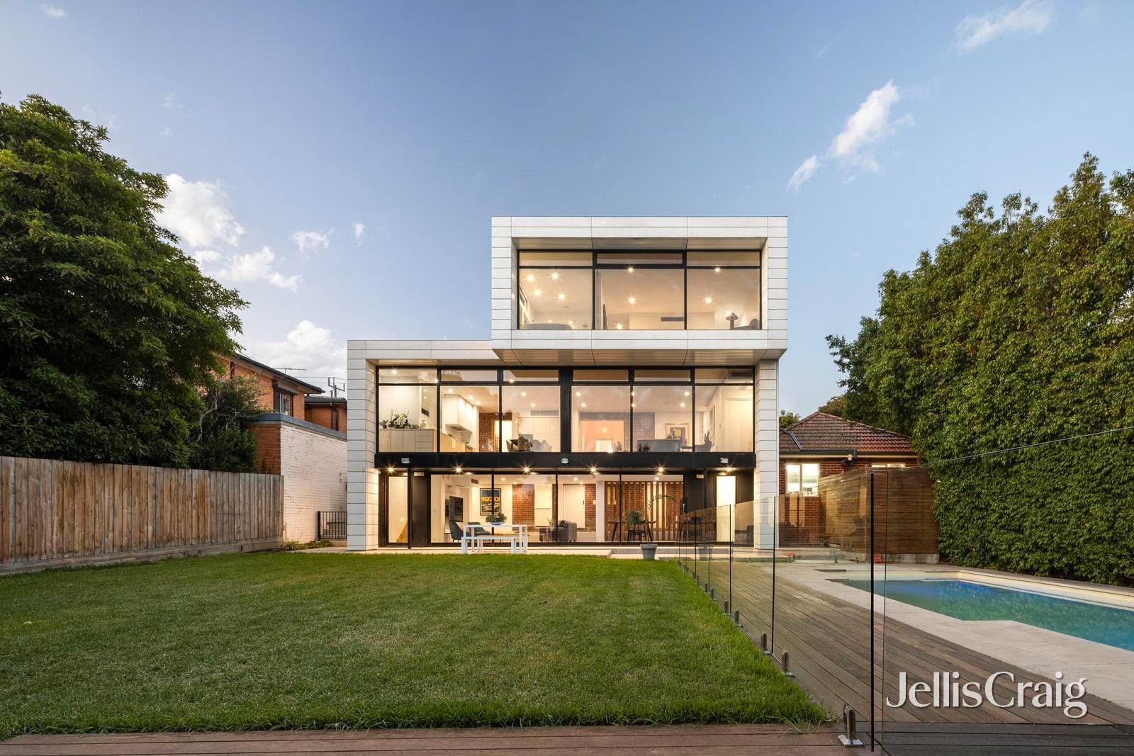 208 Clarke Street, Northcote, Northcote - Thumbnail 2