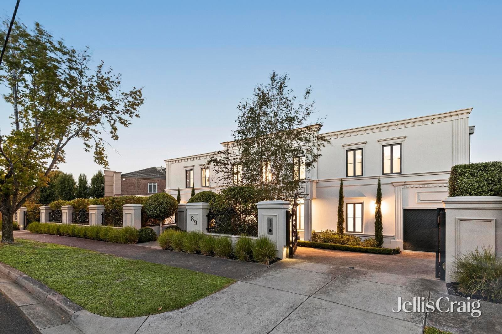 89 Mountain View Road, Balwyn North, Balwyn North - Thumbnail 2