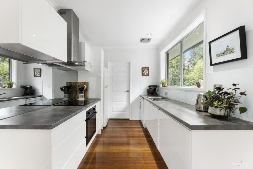 2/84 Winfield Road, Balwyn North - Thumbnail 3