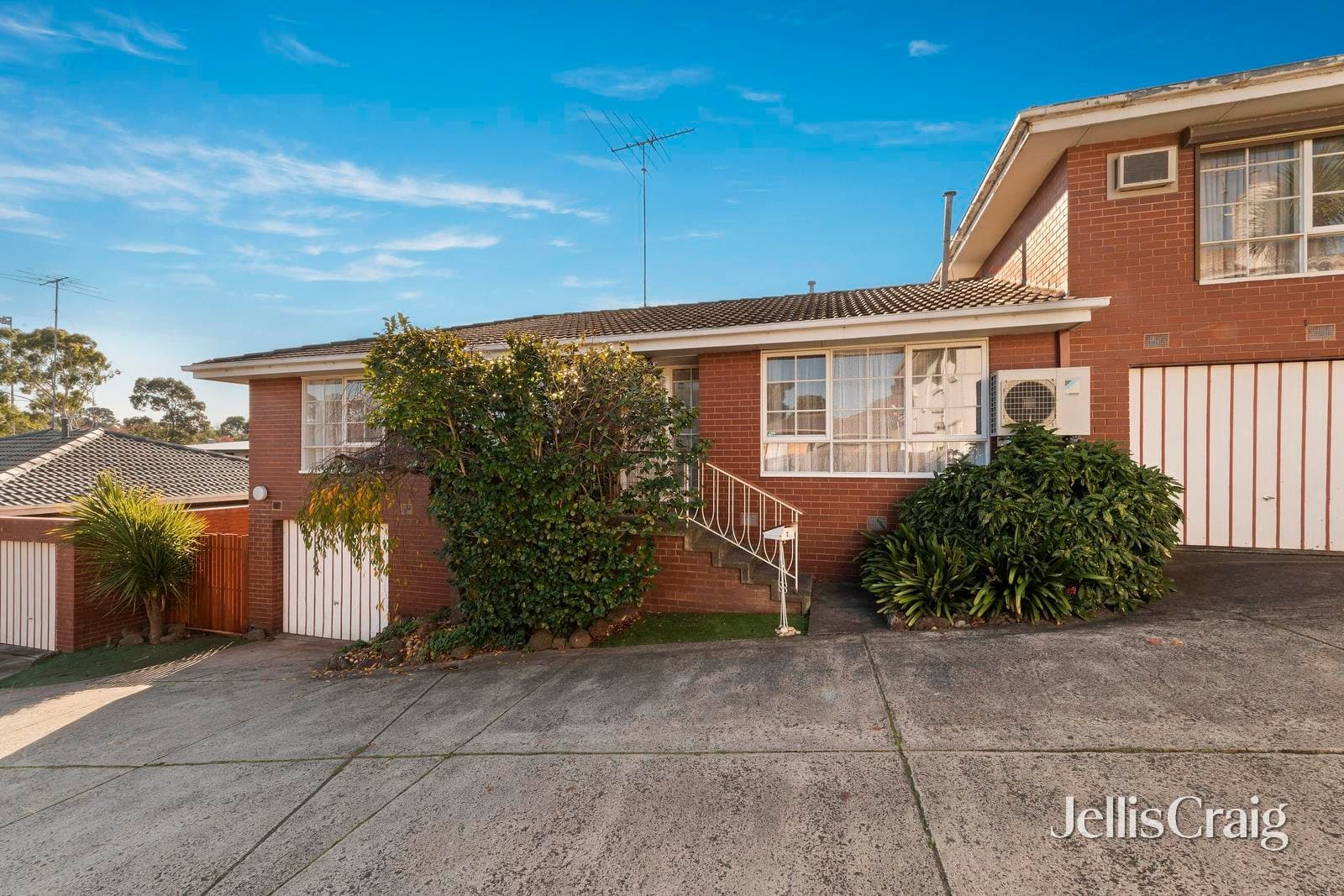 2/601 Elgar Road, Mont Albert North, Mont Albert North - Thumbnail 2