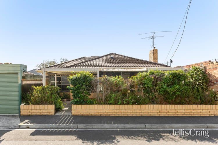 2 College Street, Williamstown, Williamstown - Image 1