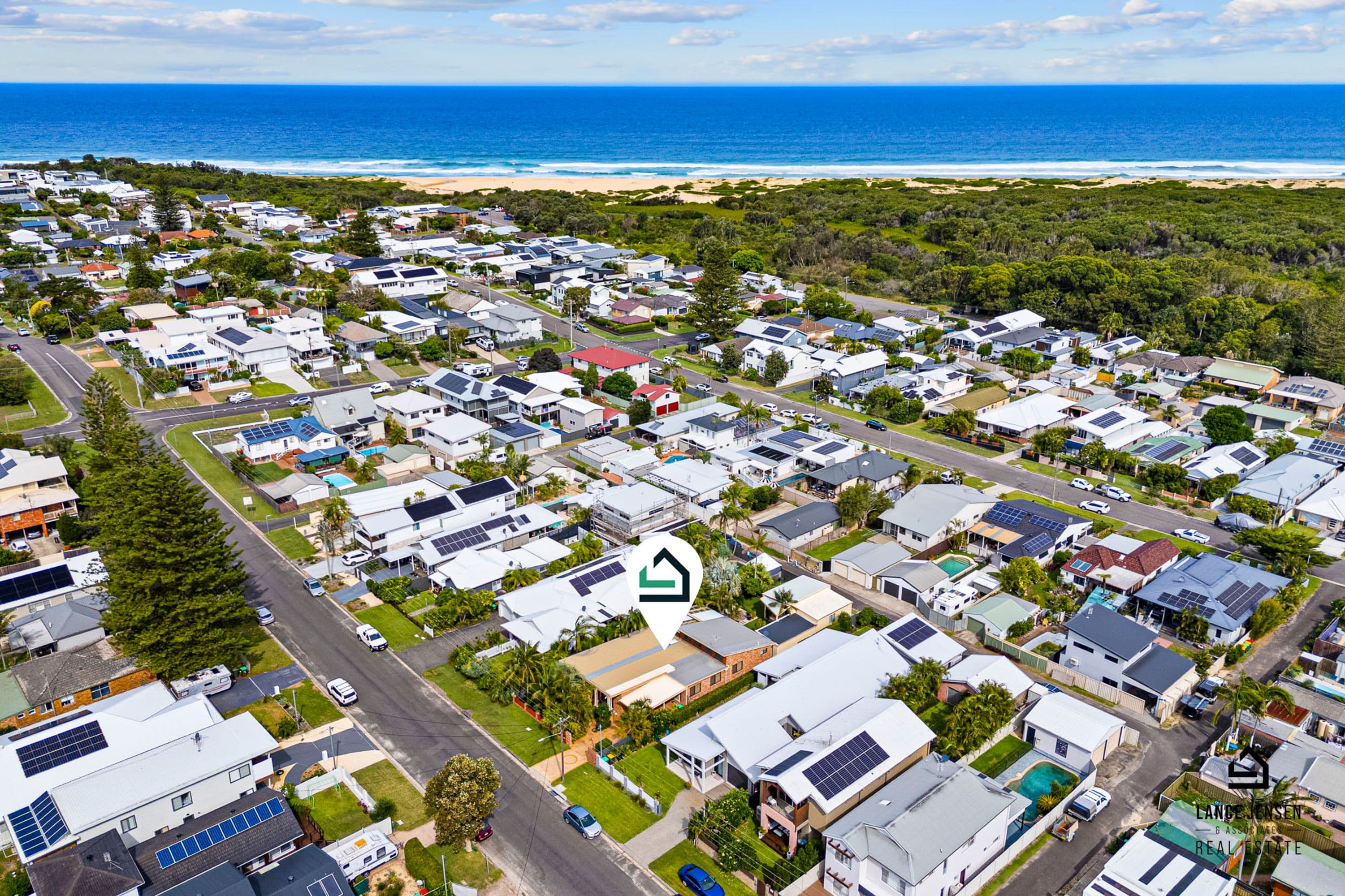 42 Brown Street, Redhead NSW 2290, Redhead - Thumbnail 2