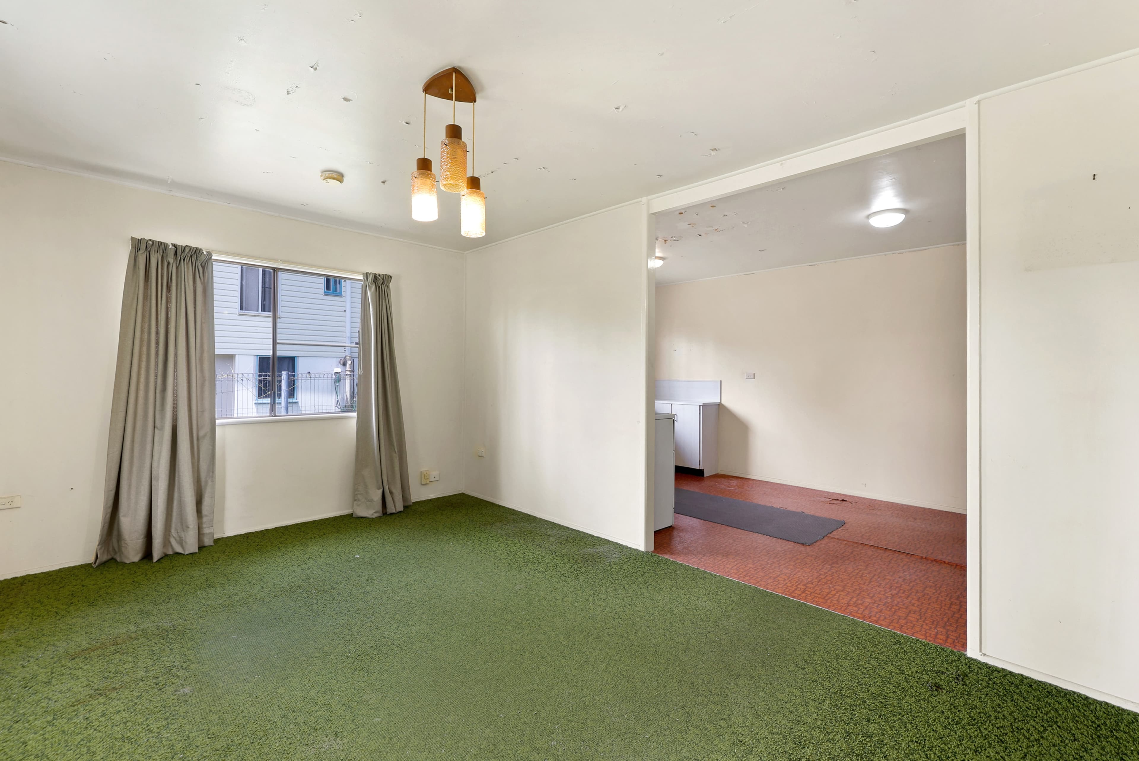 13 Kingfisher Street, Slade Point - Thumbnail 4
