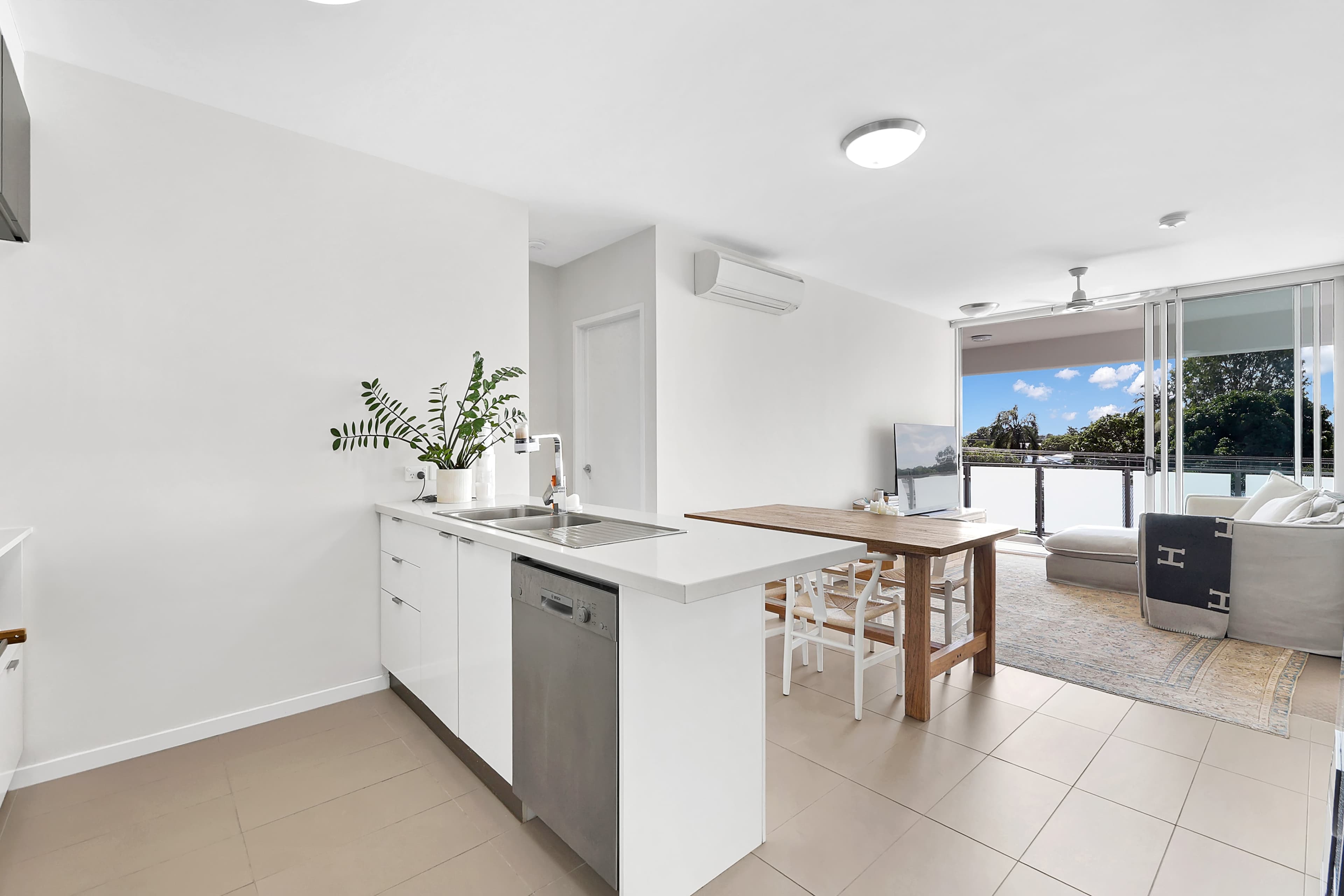 308/1 Wilson Street, West Mackay - Thumbnail 3