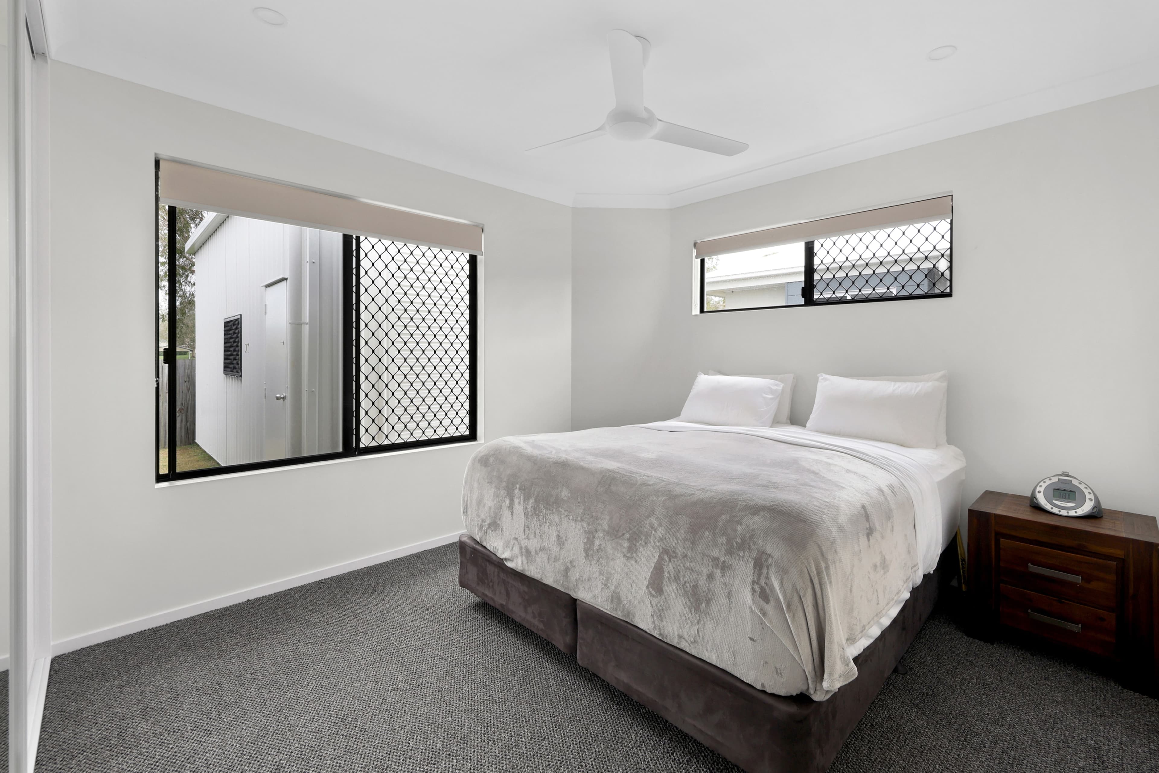 24 Hermosa Circuit, Beaconsfield - Thumbnail 8