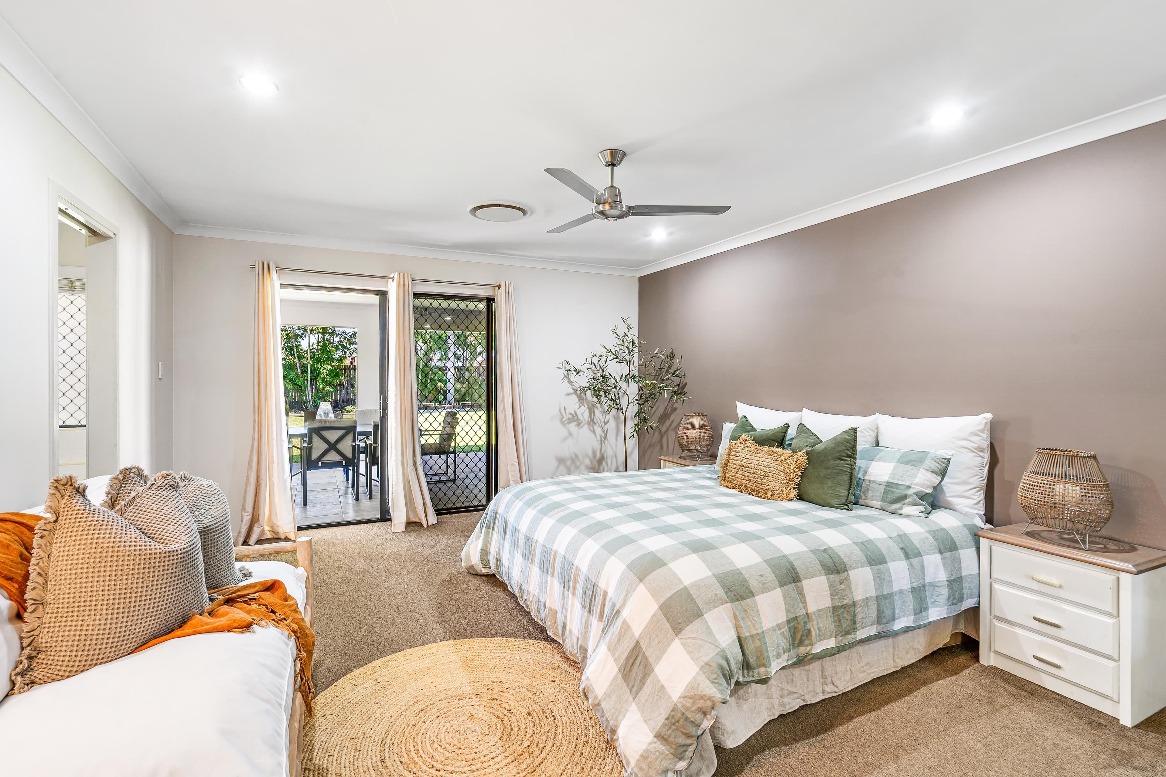 19 Monash Way, Ooralea - Thumbnail 8