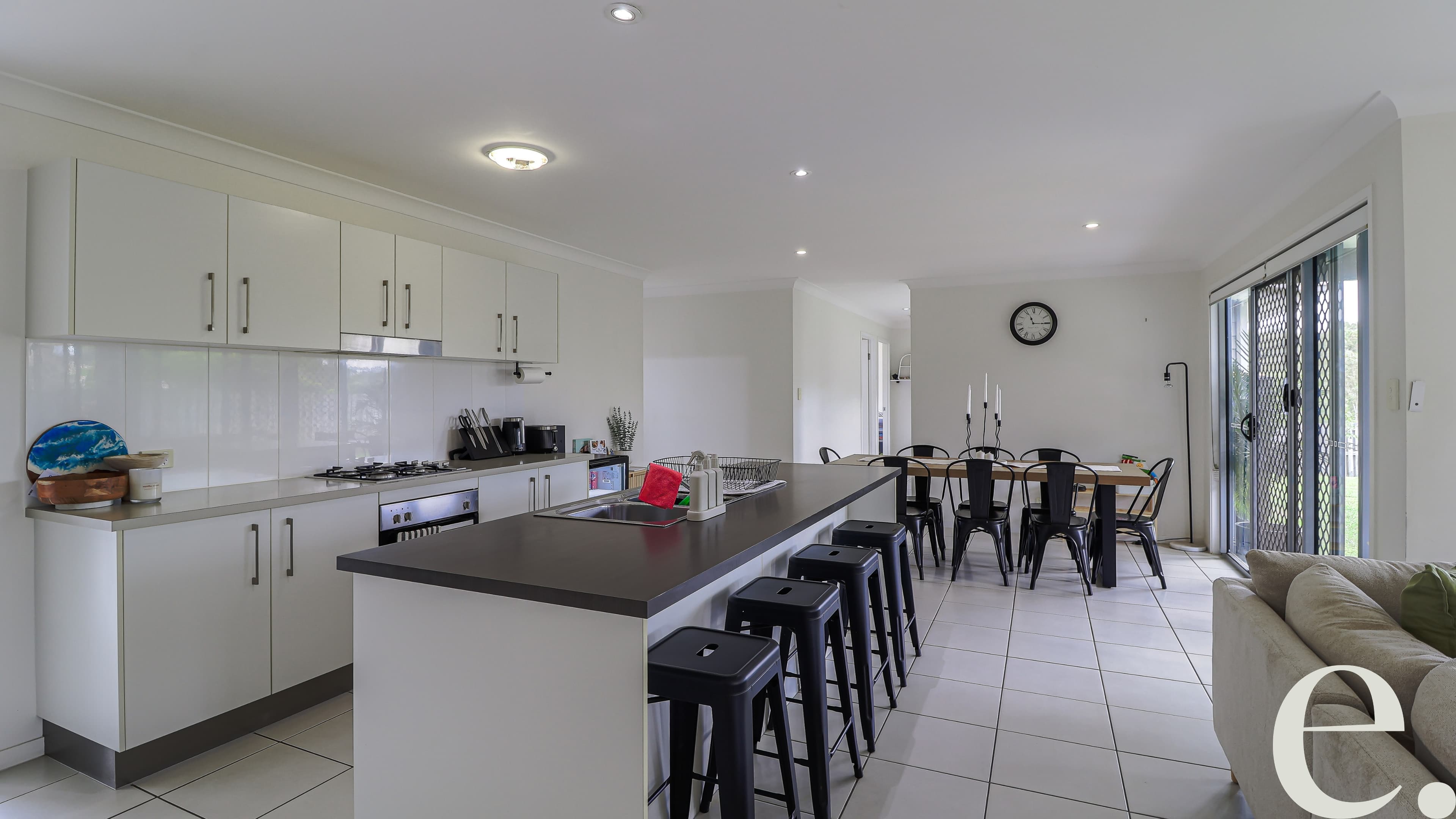 6 Peter Corones Drive, Kirkwood - Thumbnail 7