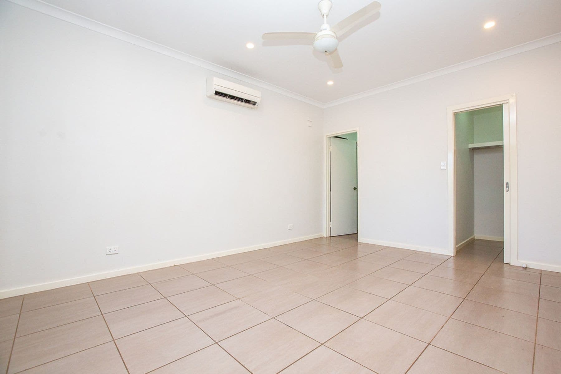 25 Huxtable Crescent, South Hedland WA 6722, South Hedland - Thumbnail 8