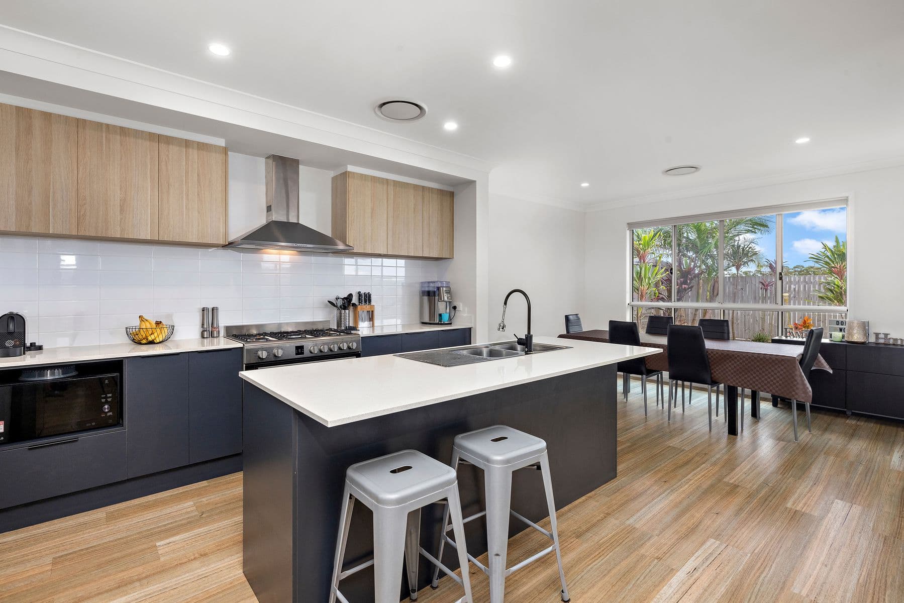 9 Lathro Way, Thornlands QLD 4164, Thornlands - Thumbnail 2