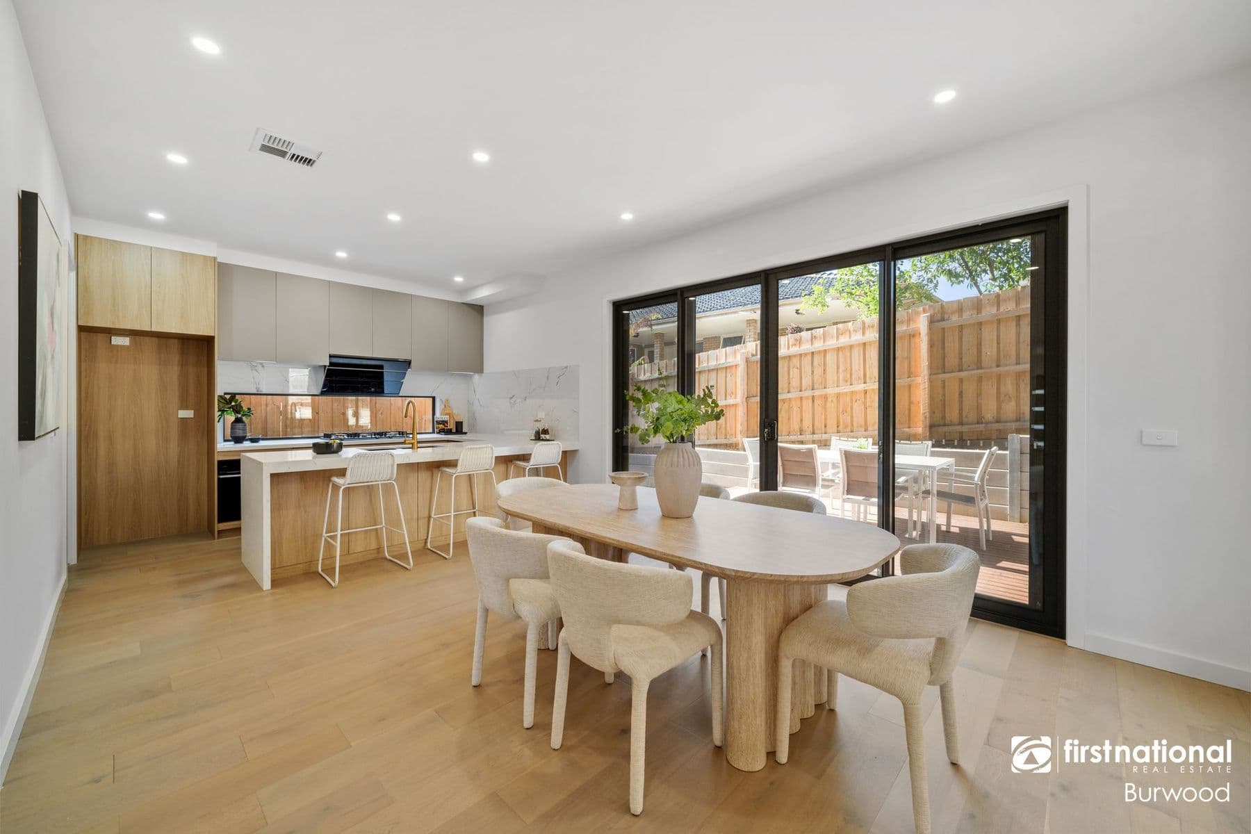 1 Applewood Court, Doncaster East VIC 3109, Doncaster East - Thumbnail 7