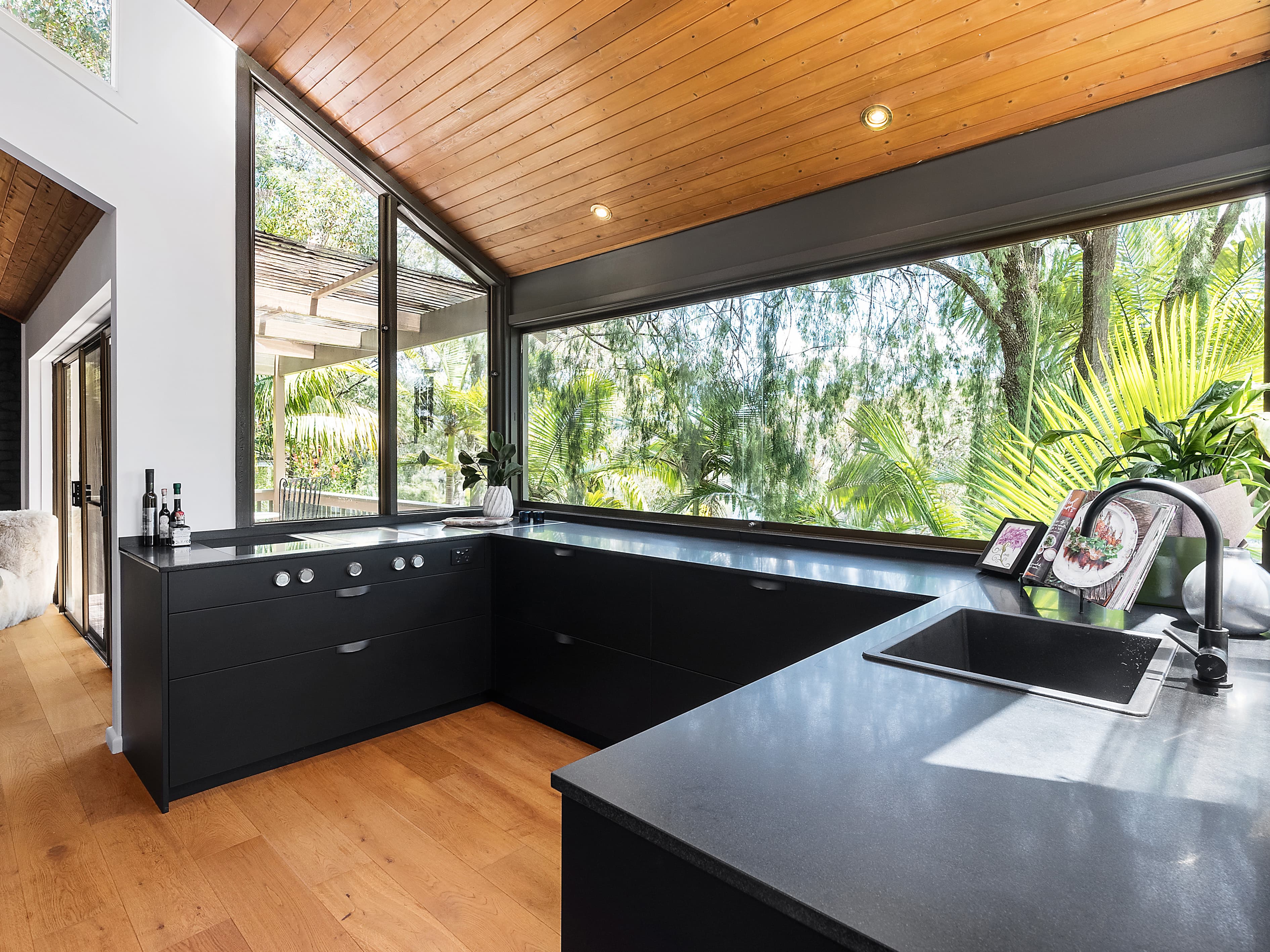 223 McCarrs Creek Road, Church Point, NSW, 2105, Bayview - Thumbnail 3