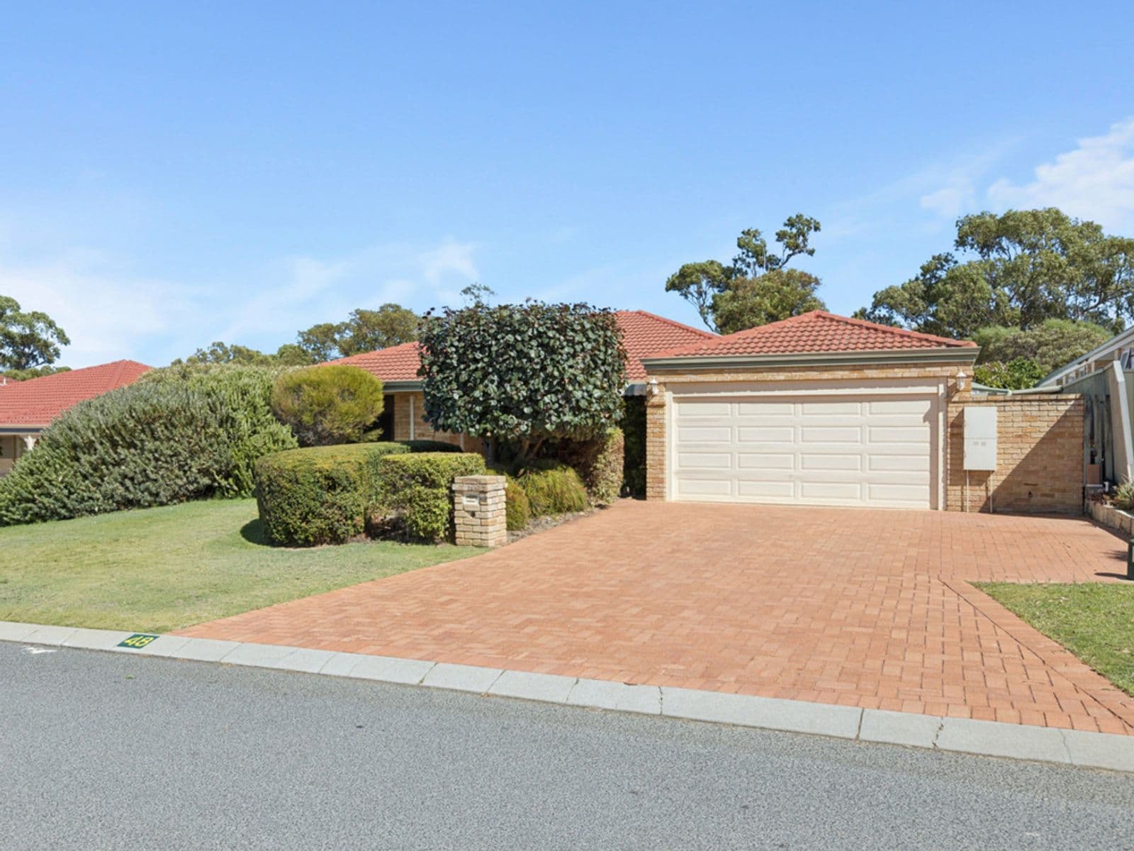 48 Fleetwood Circuit, Woodvale WA 6026, Woodvale - Thumbnail 2