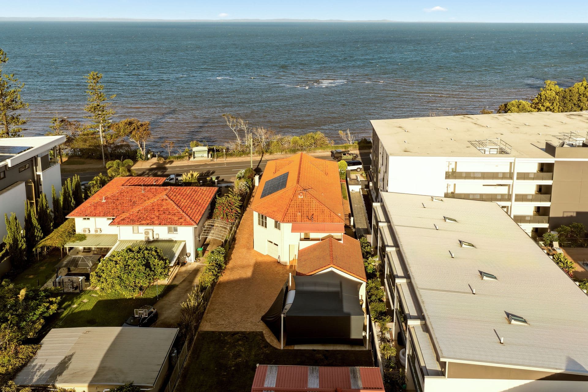 155 Landsborough Avenue, Scarborough, QLD, 4020, Scarborough - Thumbnail 2
