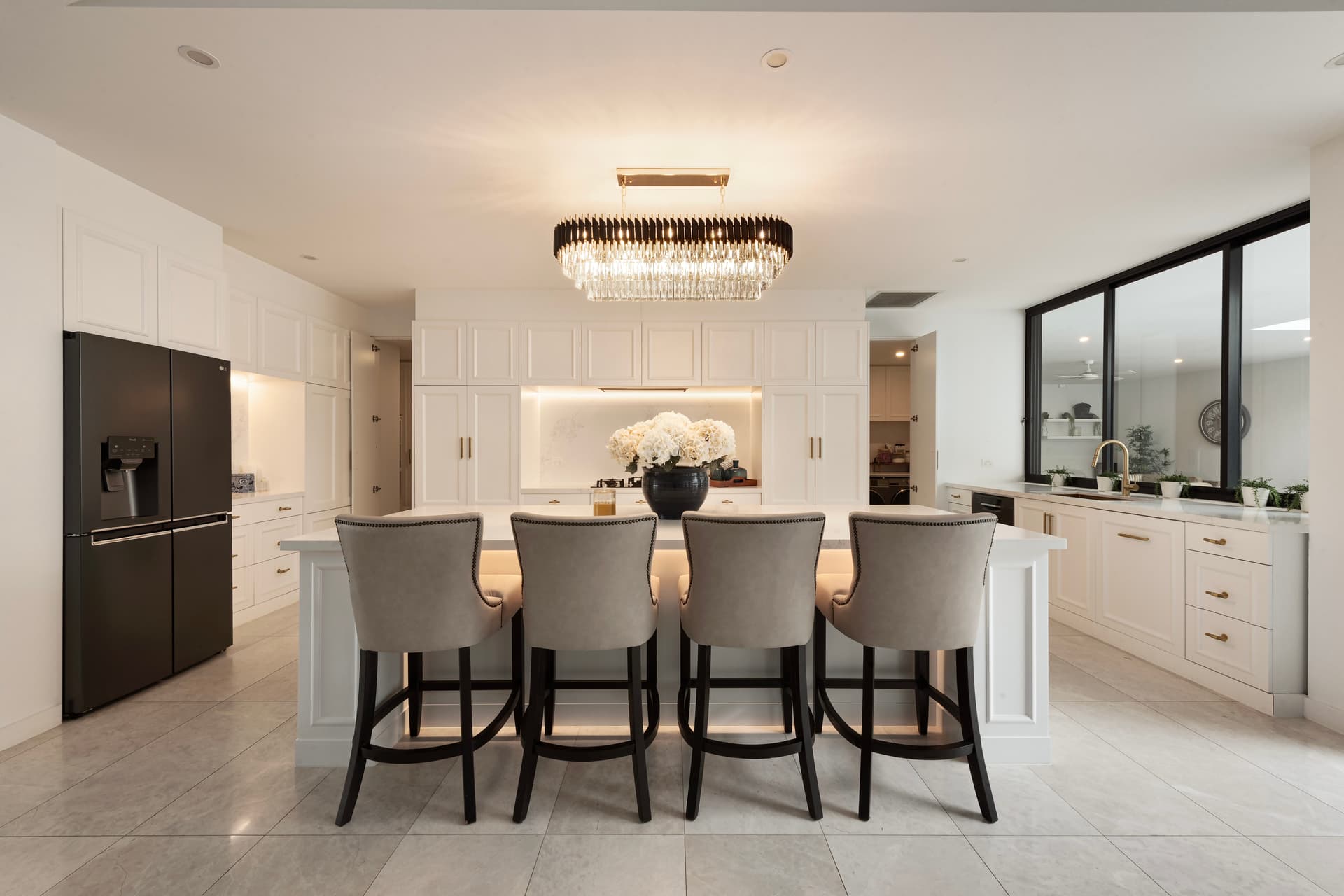 35 Banks Road, Earlwood - Thumbnail 2