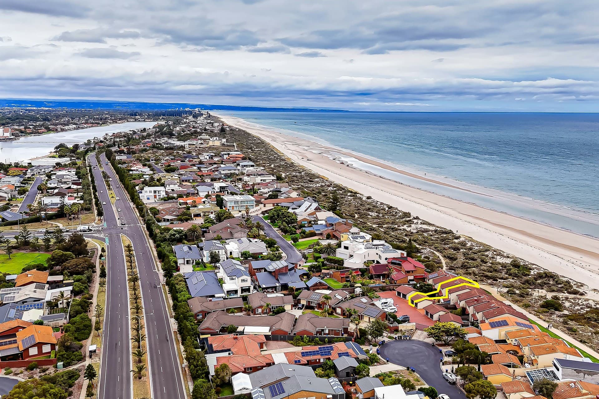 3/20 Cormorant Court, West Lakes Shore, West Lakes Shore - Thumbnail 2