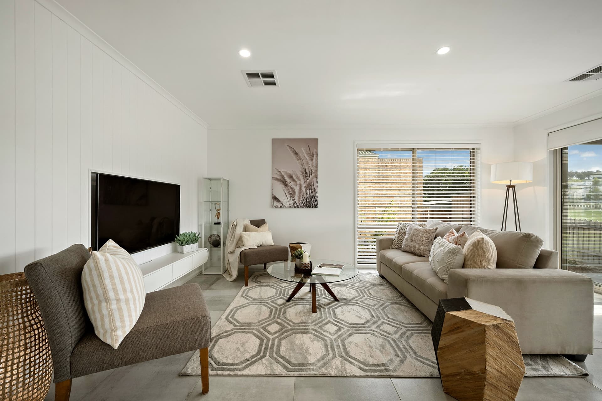 51 Maynard Street, Ngunnawal, Ngunnawal - Thumbnail 3