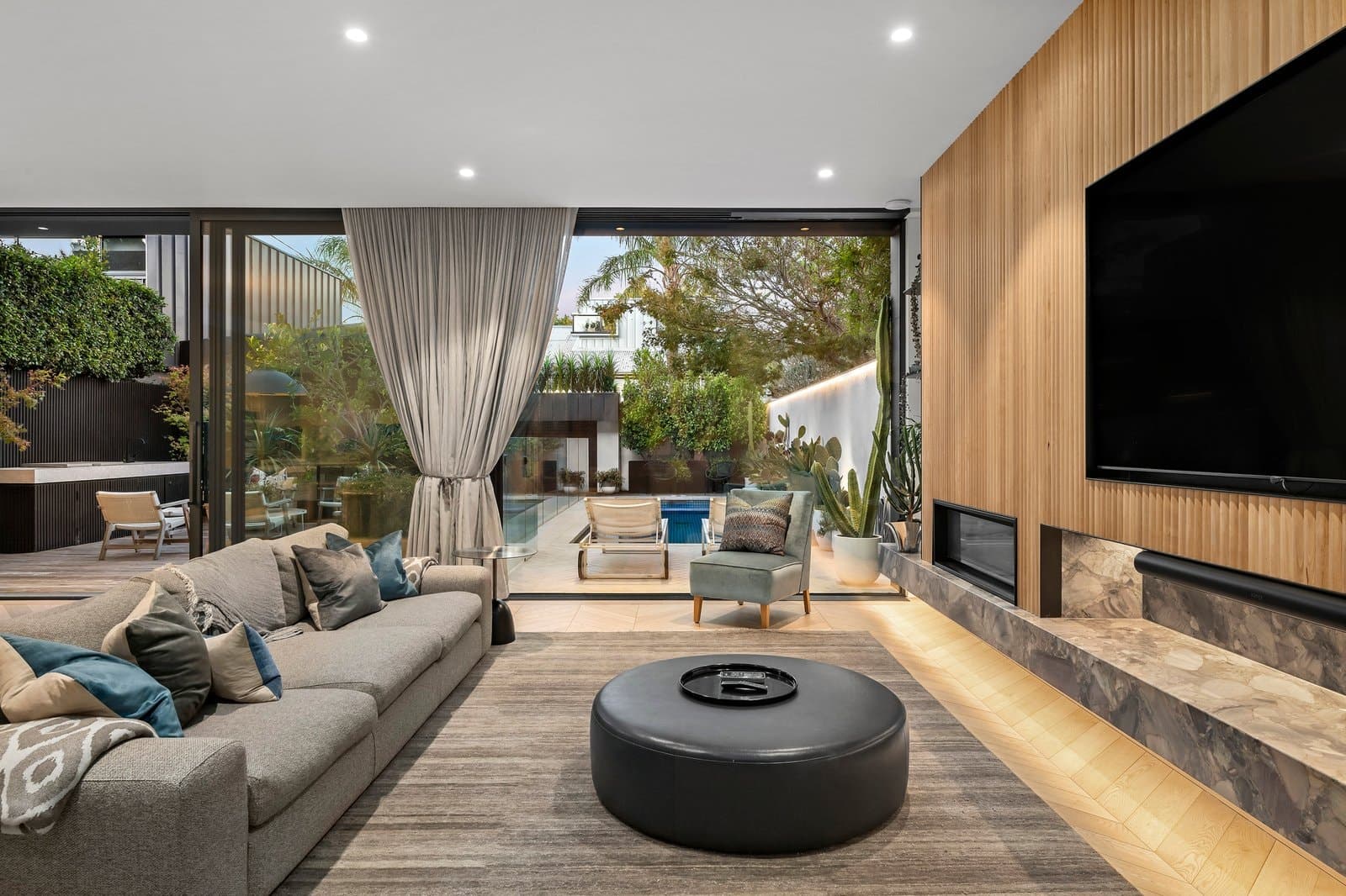 49 Park Road, Middle Park - Thumbnail 3