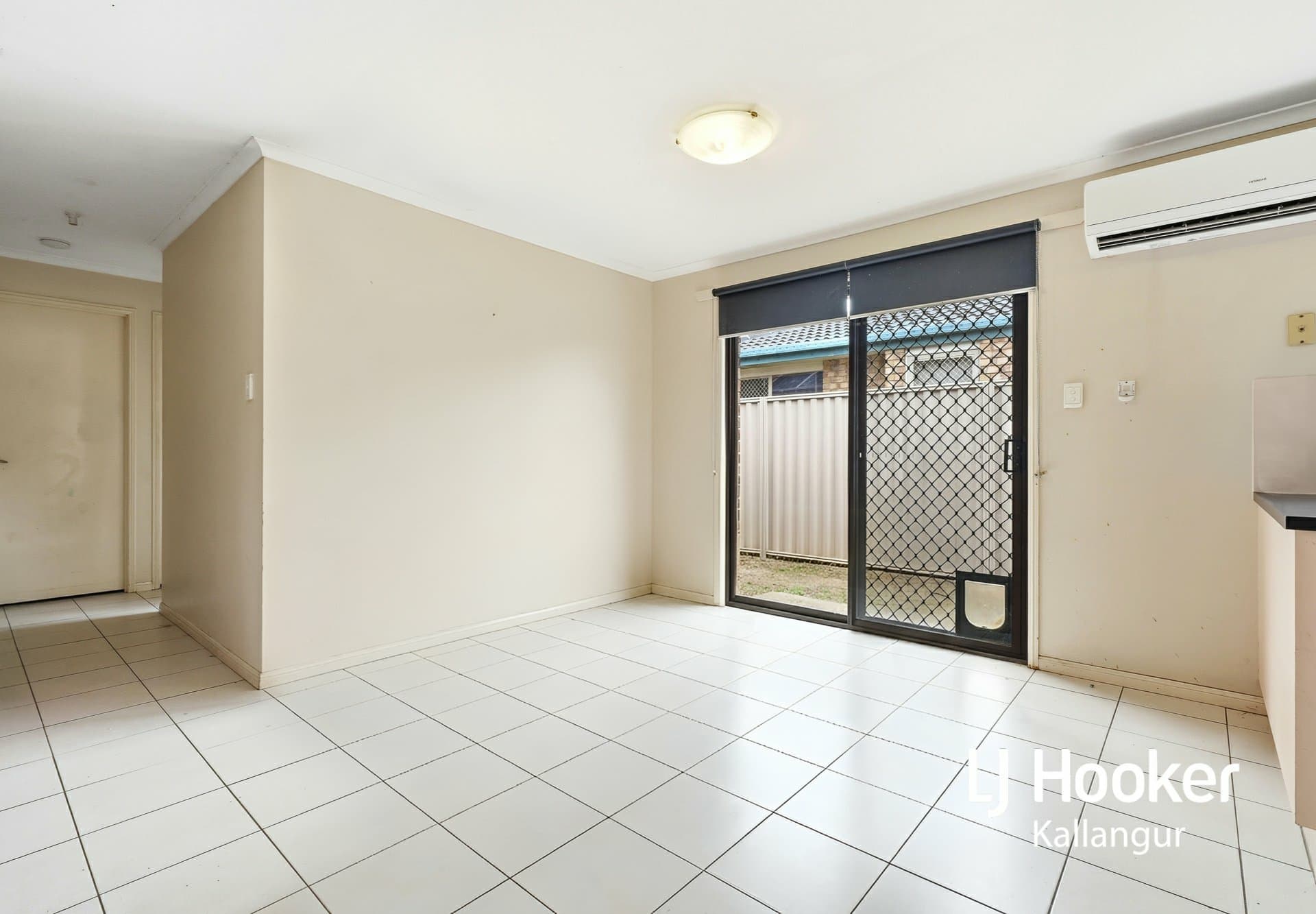42 Orchid Avenue, Kallangur, Kallangur - Thumbnail 3