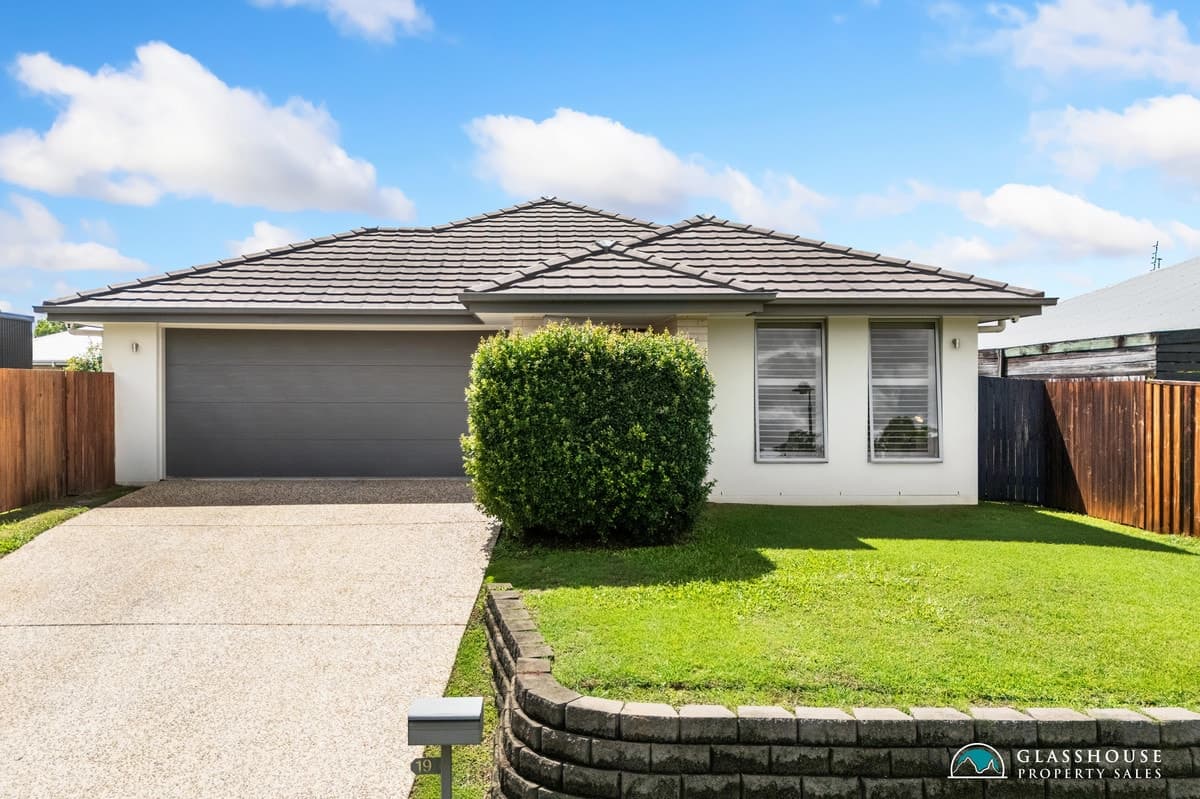 19 Poole Road, Glass House Mountains QLD 4518, Glass House Mountains - Image 1