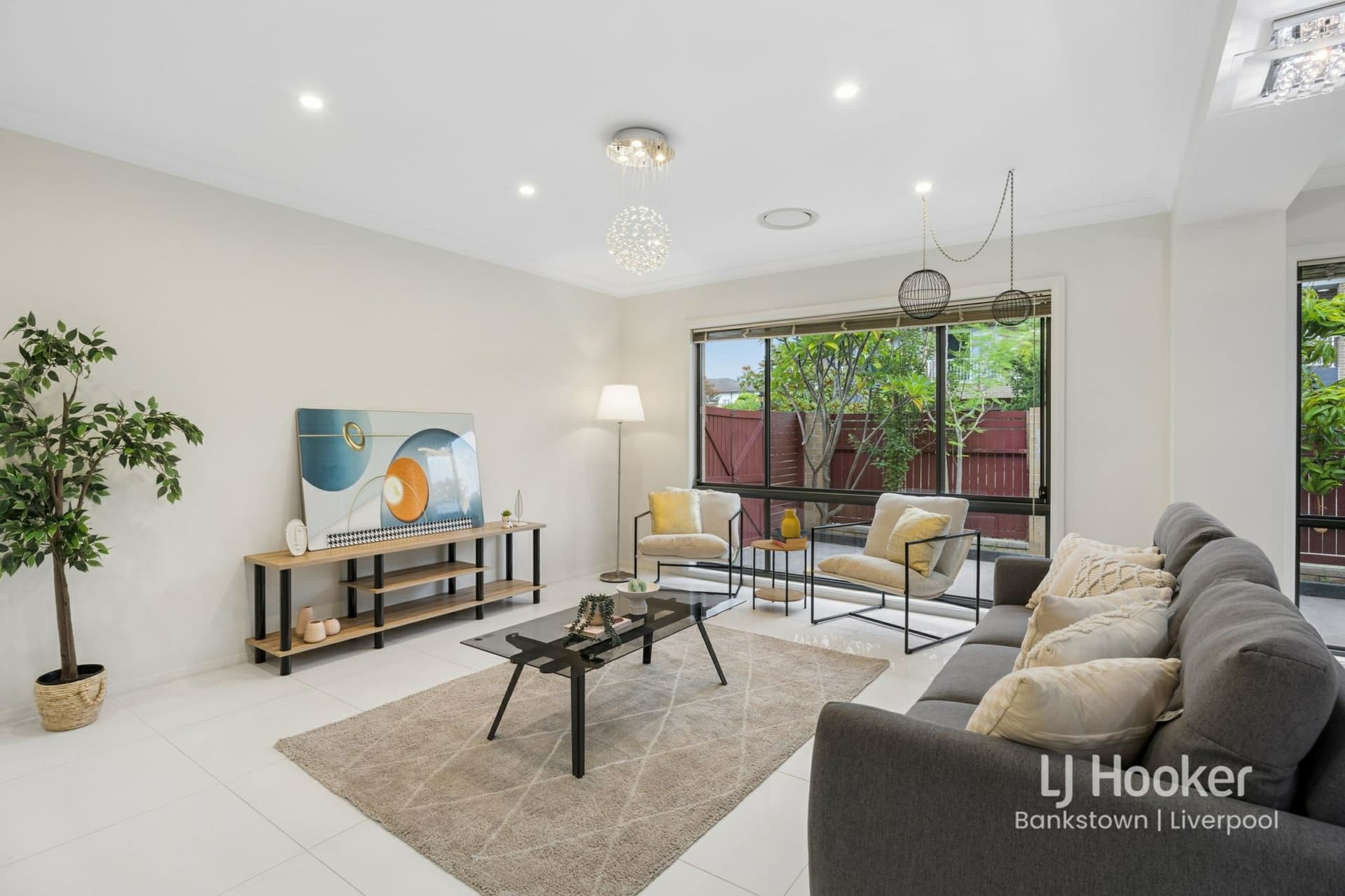 64 Bradbury Street, Moorebank, Moorebank - Thumbnail 4
