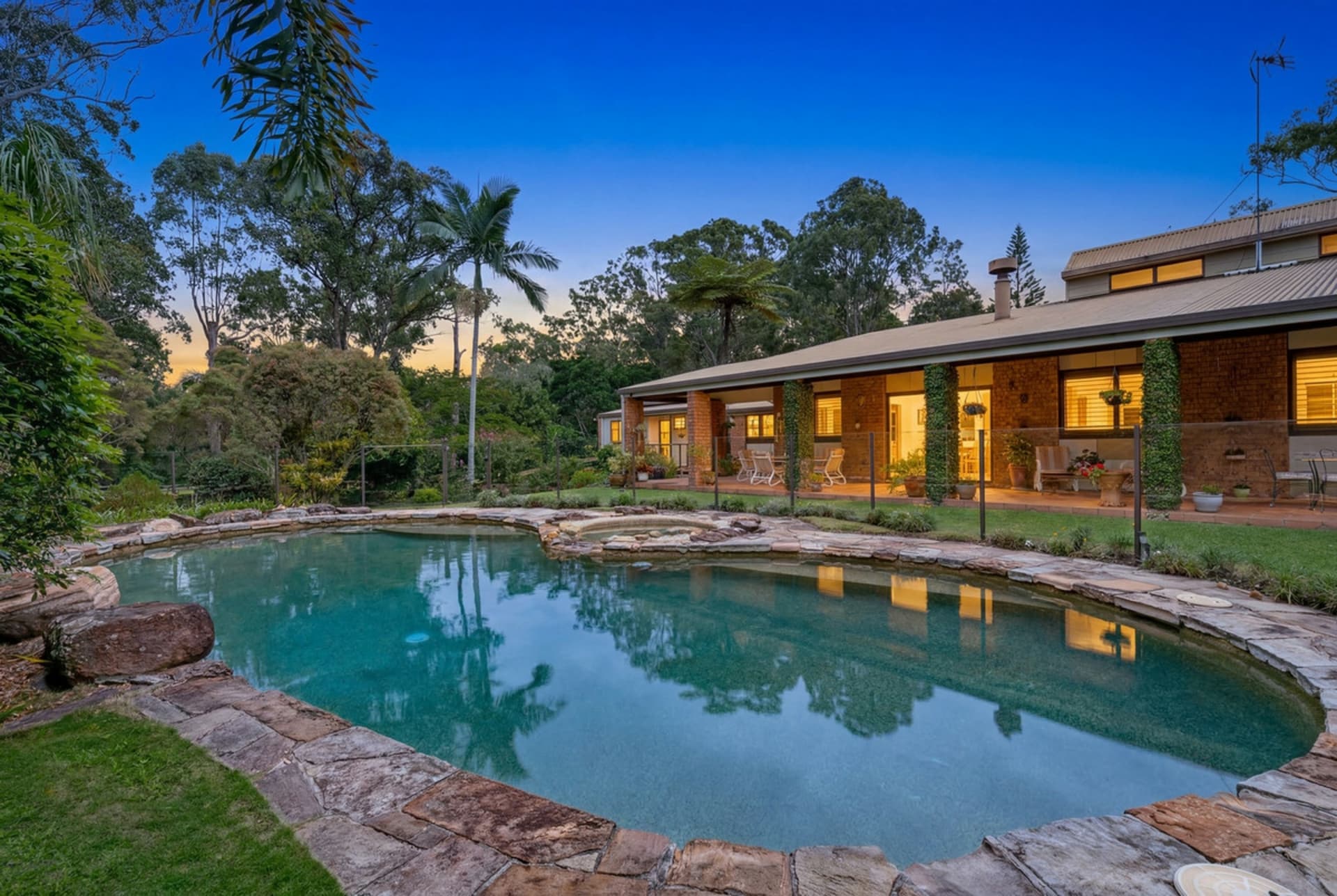17-19 Lutana Street, Nerang, Nerang - Thumbnail 4