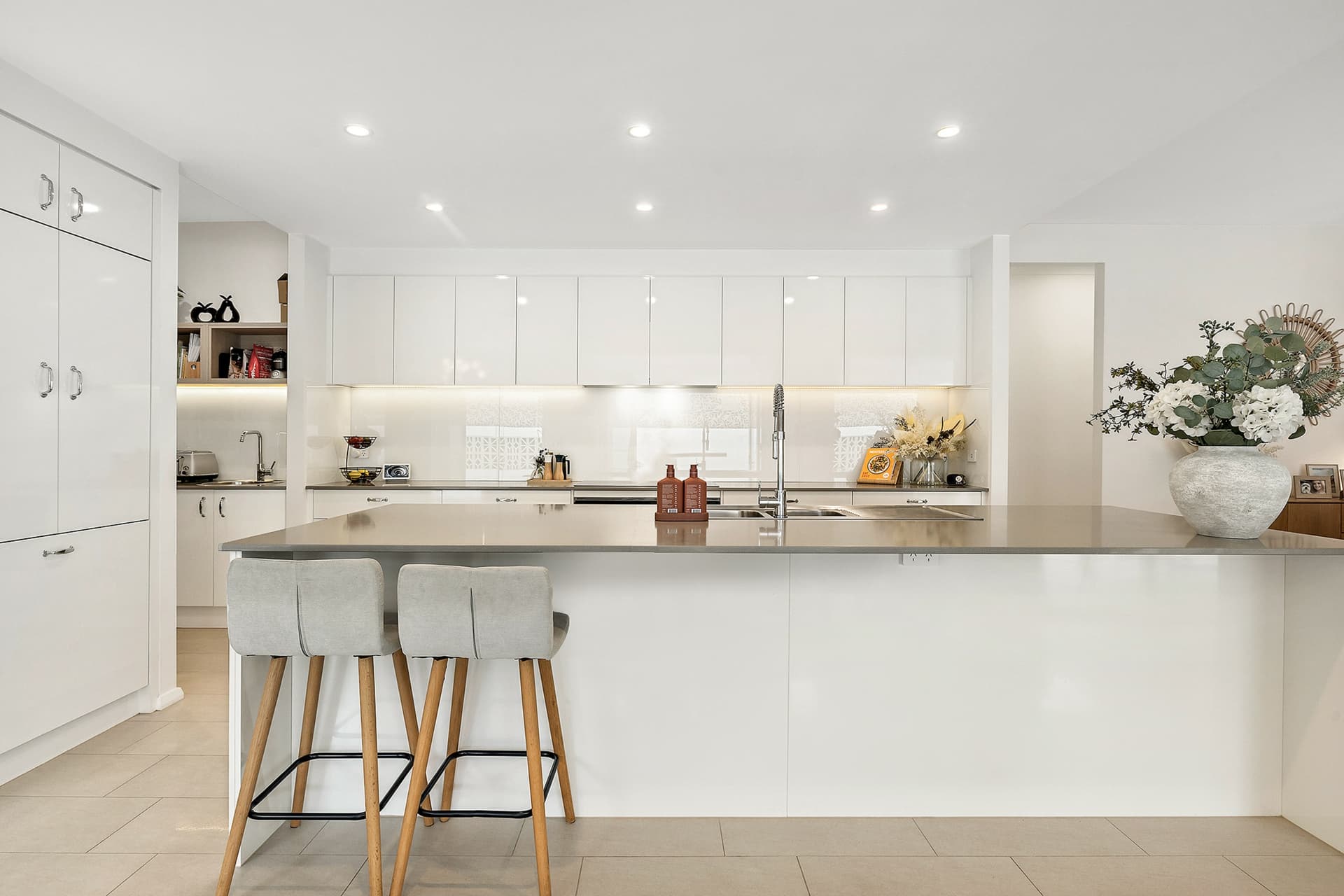 21 Glider Crescent, Throsby, Throsby - Thumbnail 5