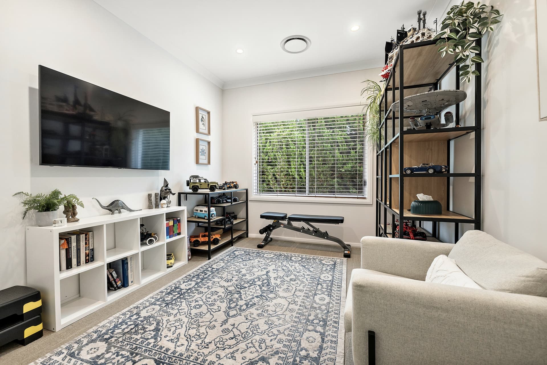 21 Glider Crescent, Throsby, Throsby - Thumbnail 8