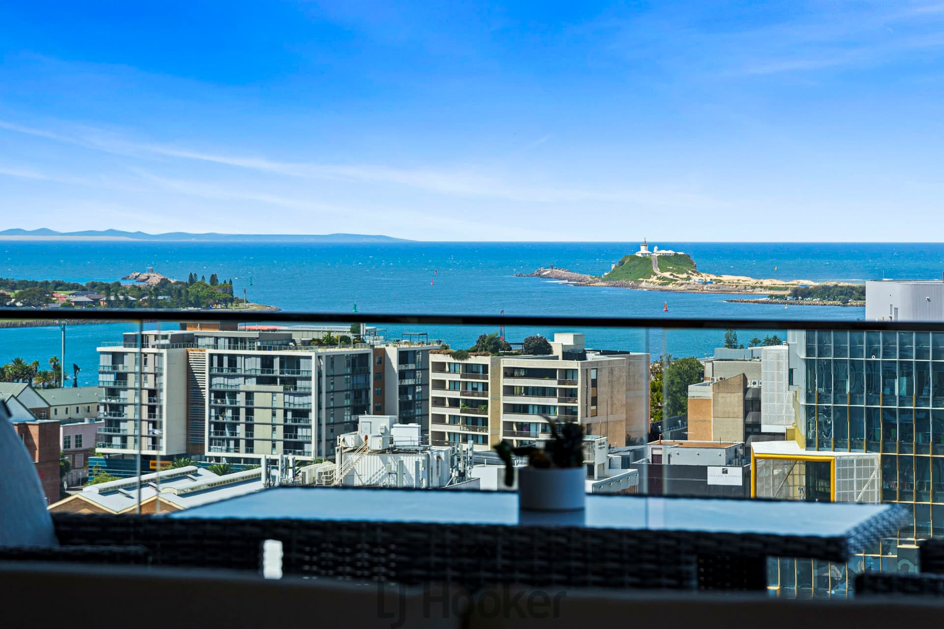 1604/509 Hunter Street, Newcastle, Newcastle - Image 1